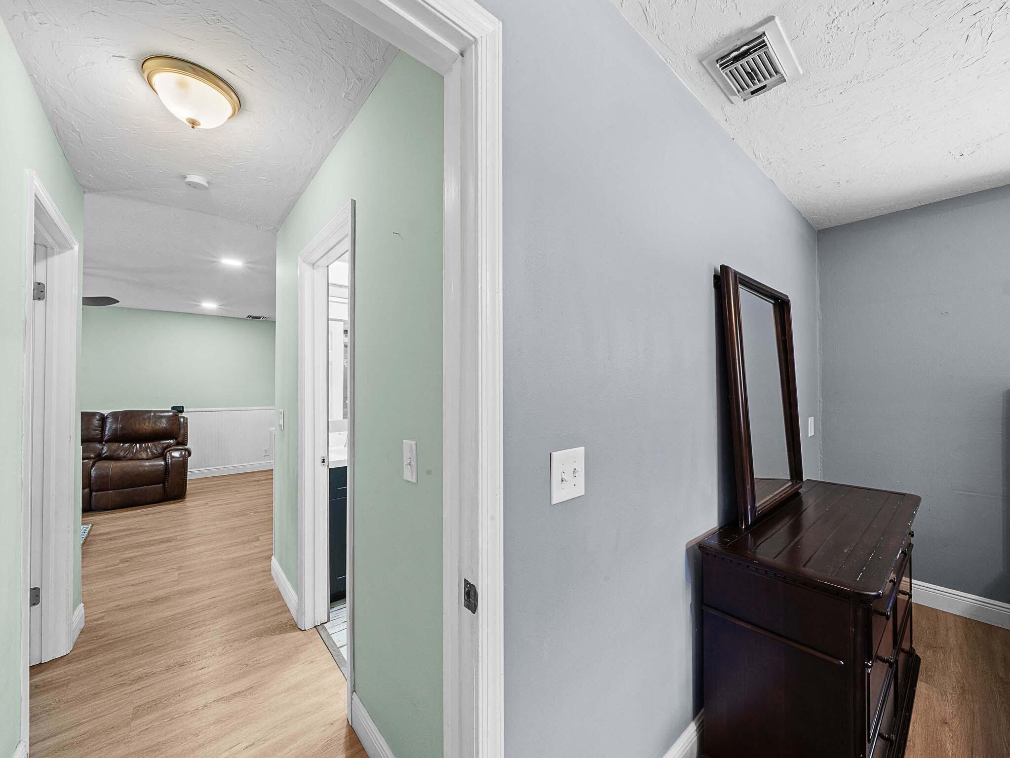 12152 188th Jupiter, FL 33478