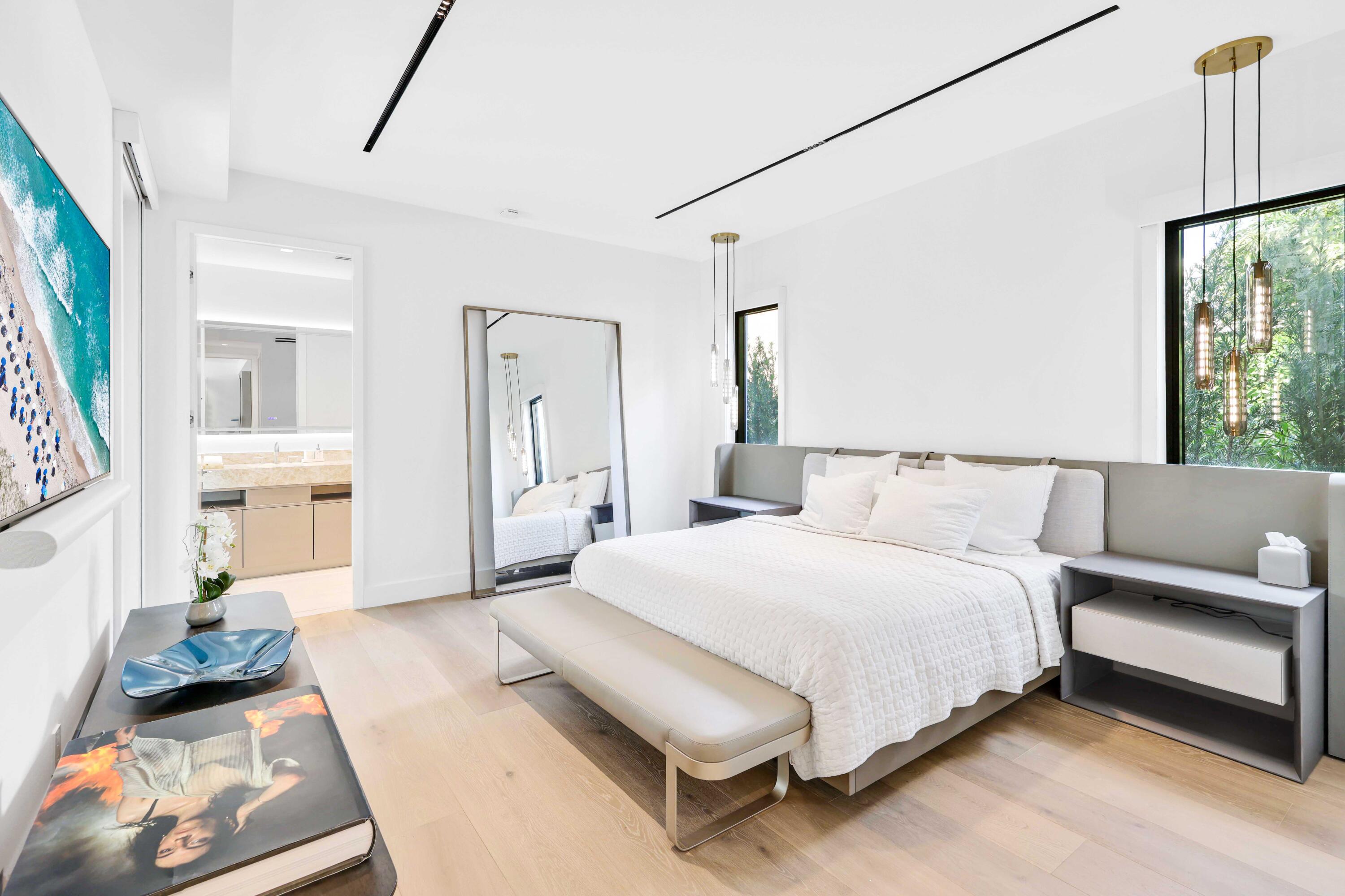 237 Elwa West Palm Beach, FL 33405