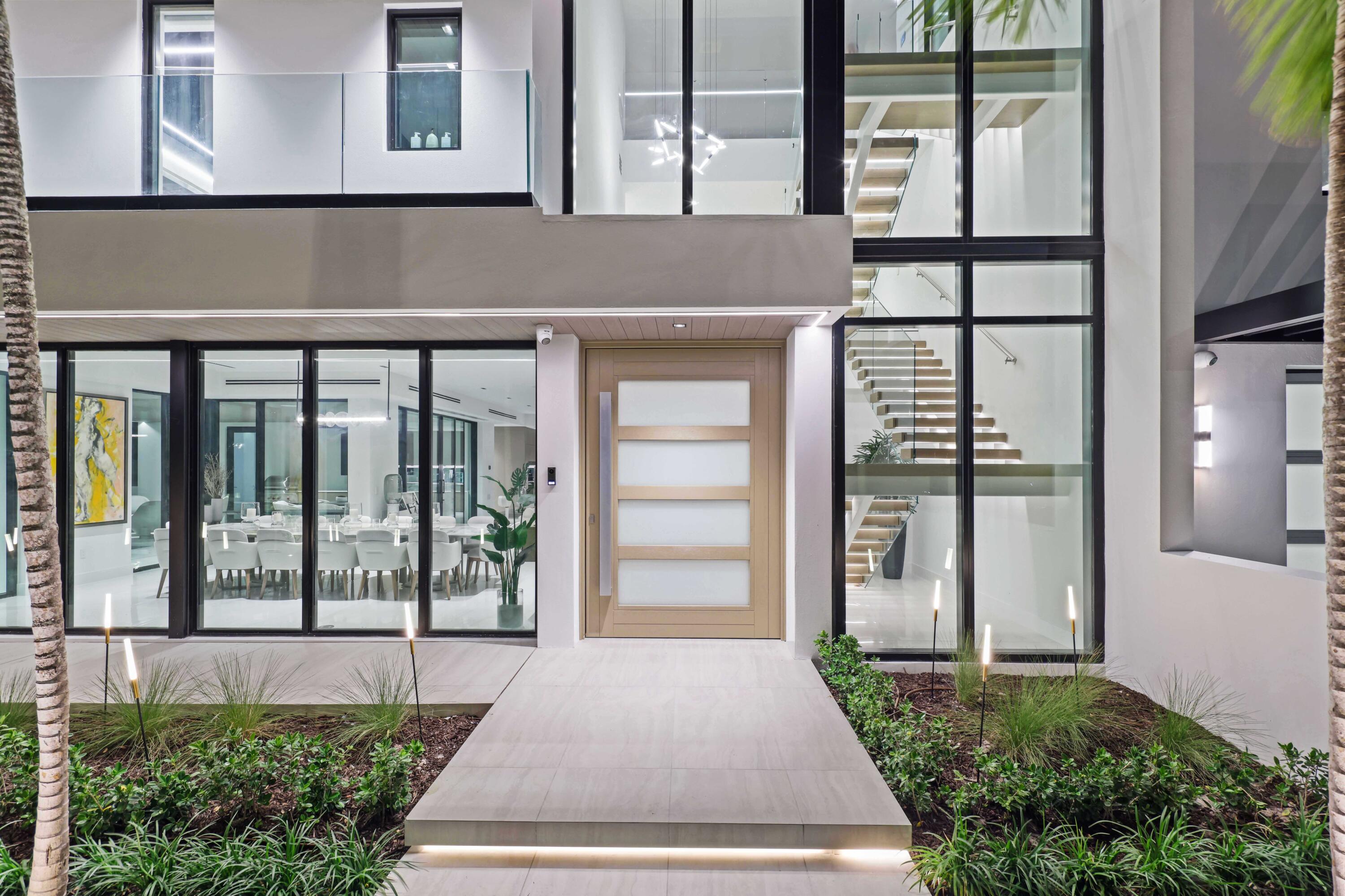 237 Elwa West Palm Beach, FL 33405