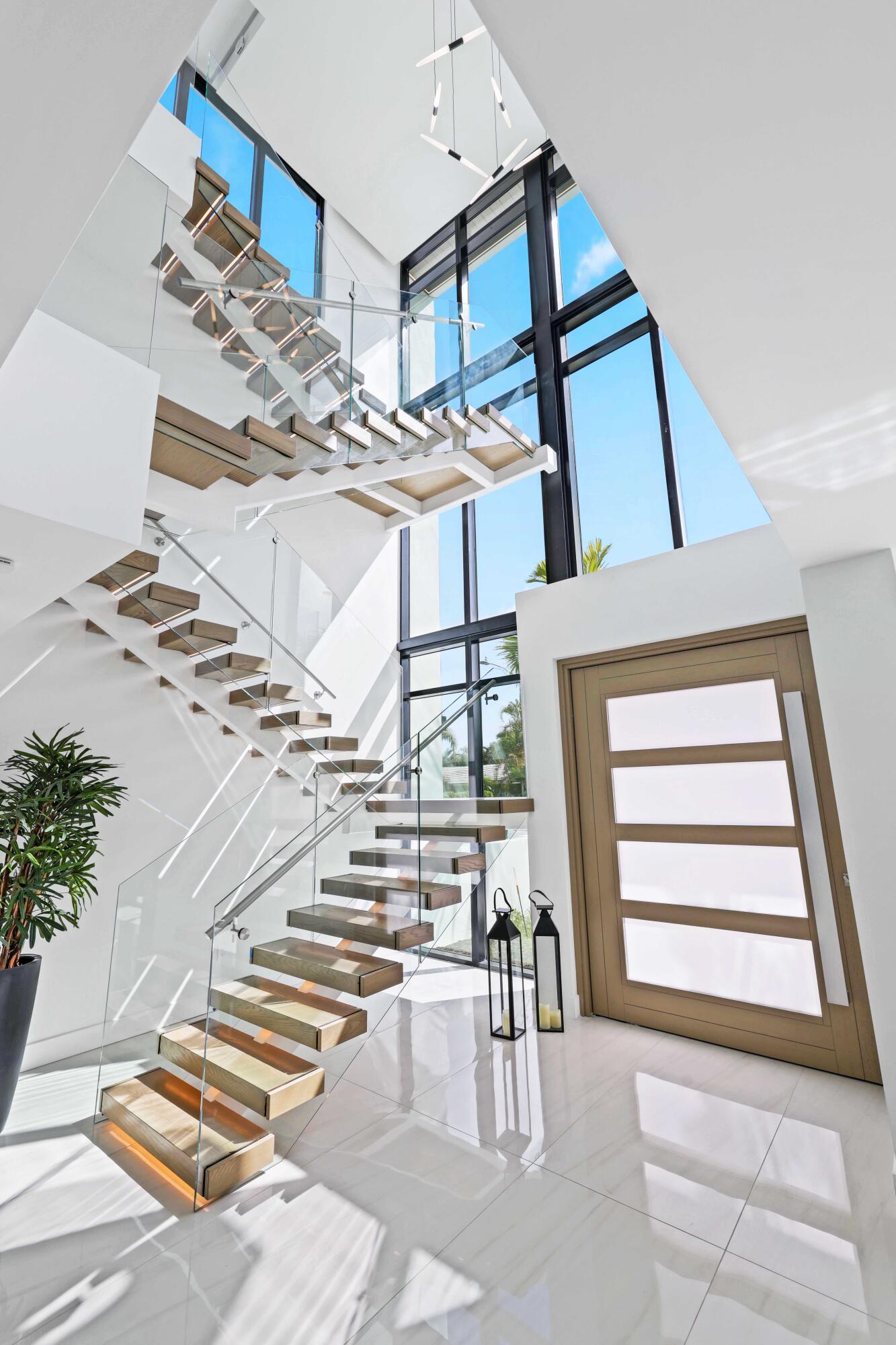 237 Elwa West Palm Beach, FL 33405