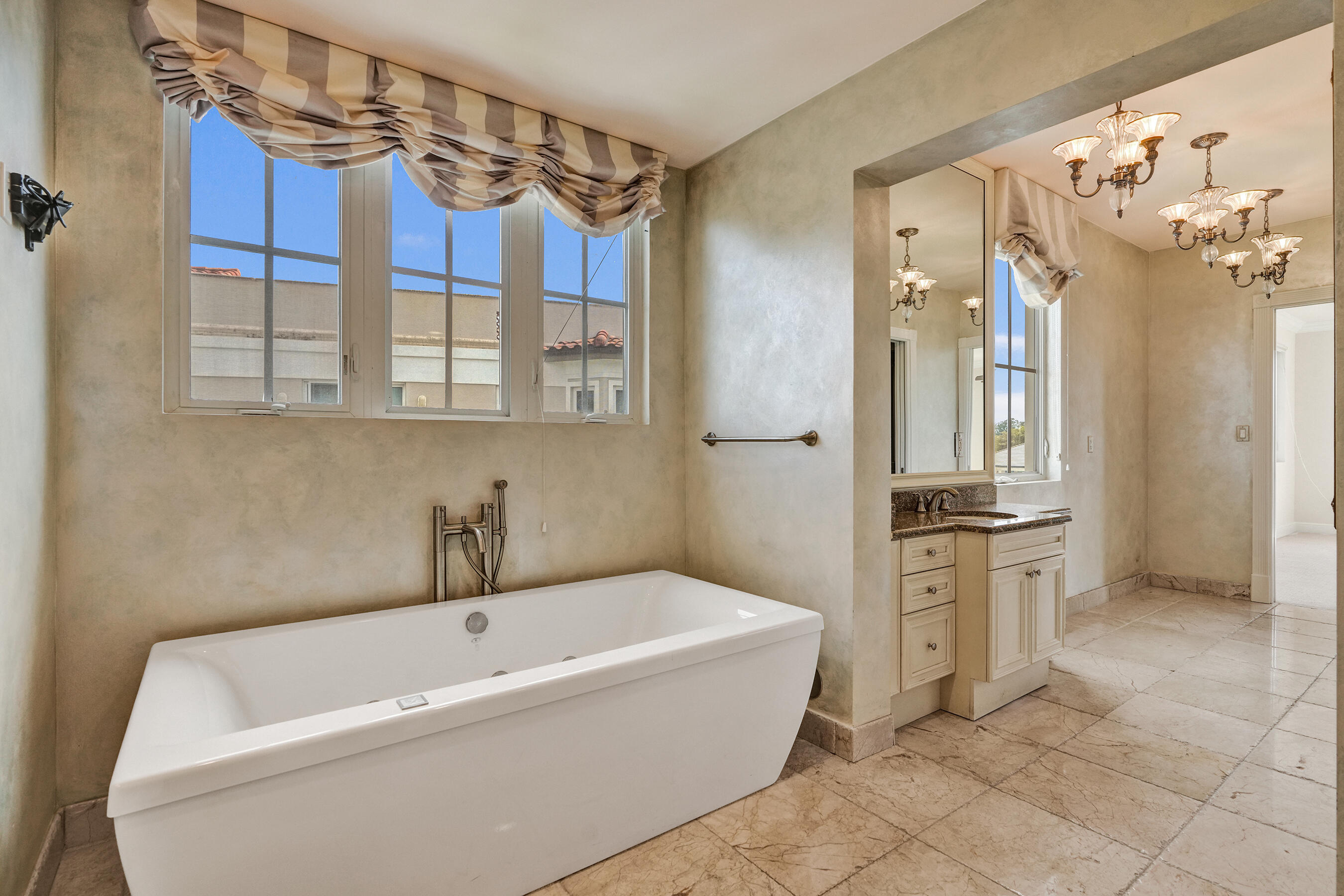 1414 SE 12th #3c Fort Lauderdale, FL 33316