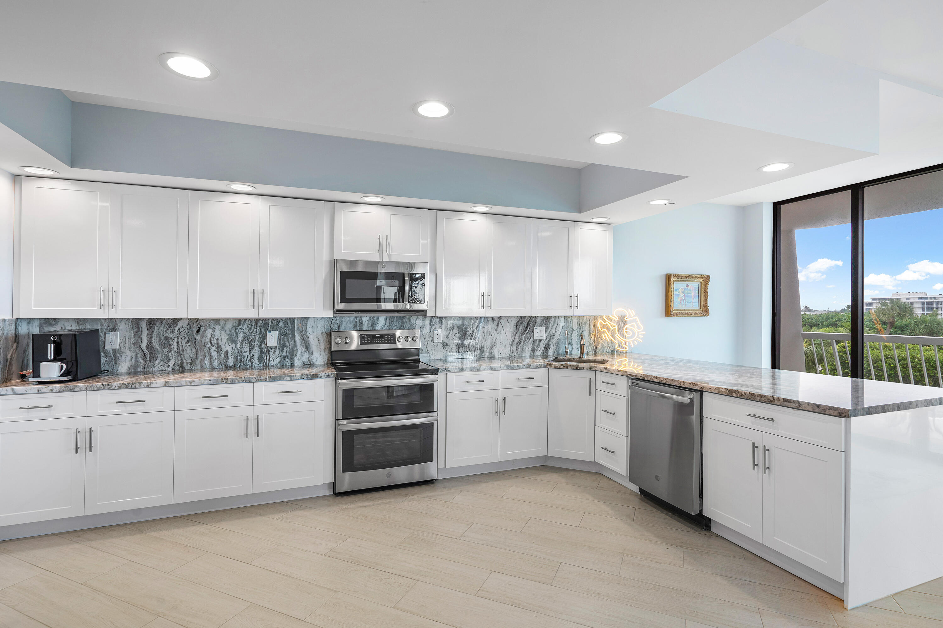 2100 S Ocean #204 N Palm Beach, FL 33480