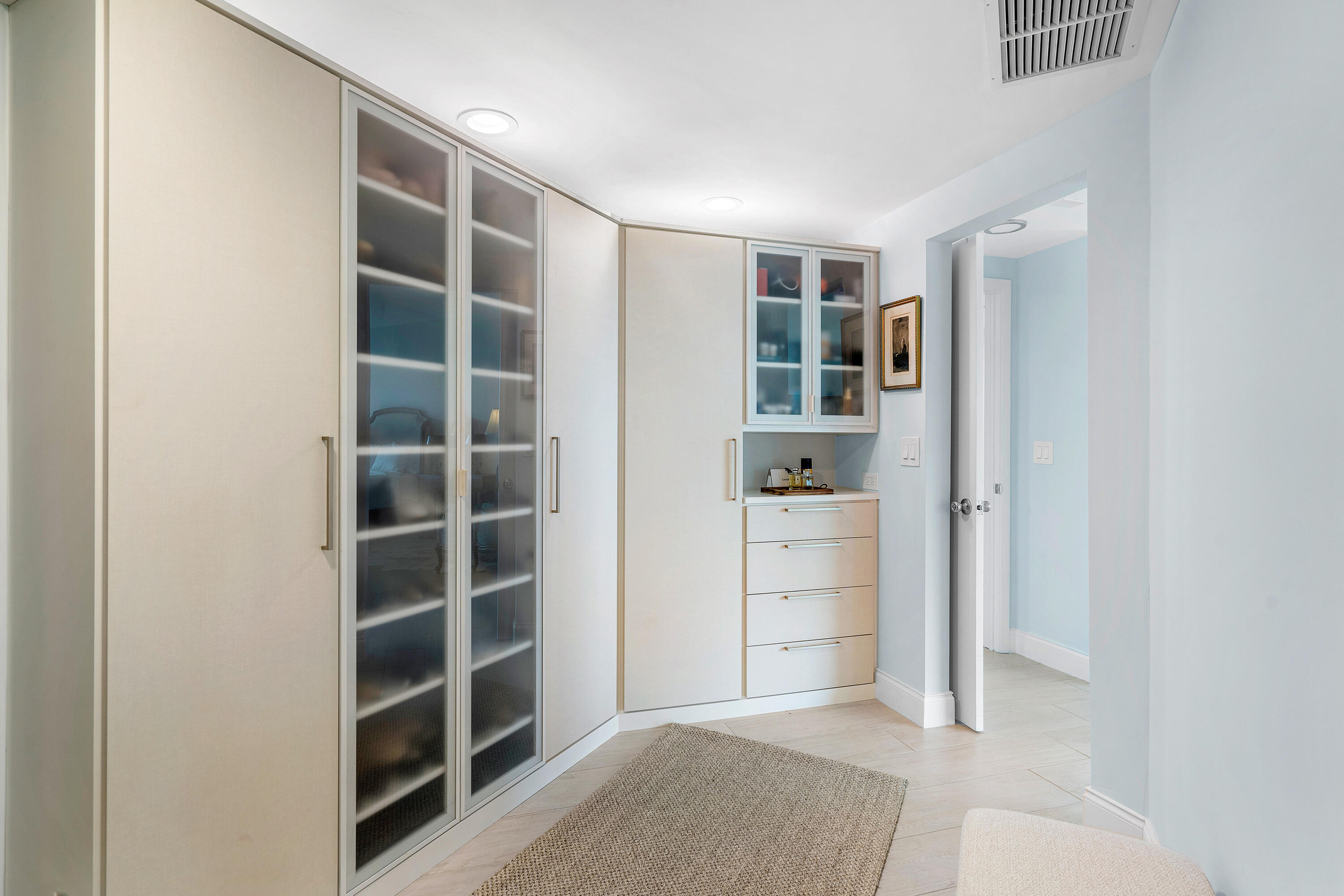 2100 S Ocean #204 N Palm Beach, FL 33480