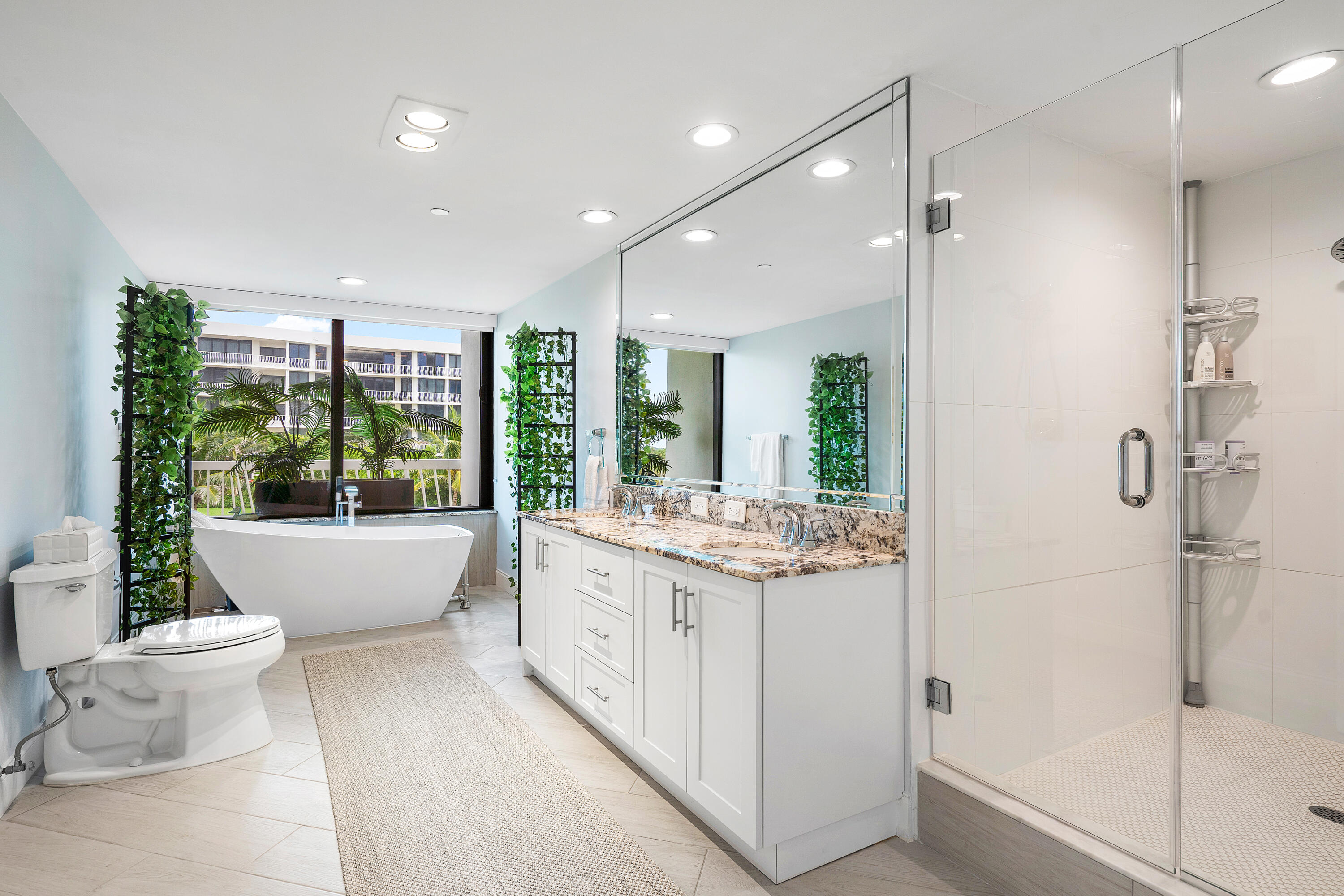 2100 S Ocean #204 N Palm Beach, FL 33480