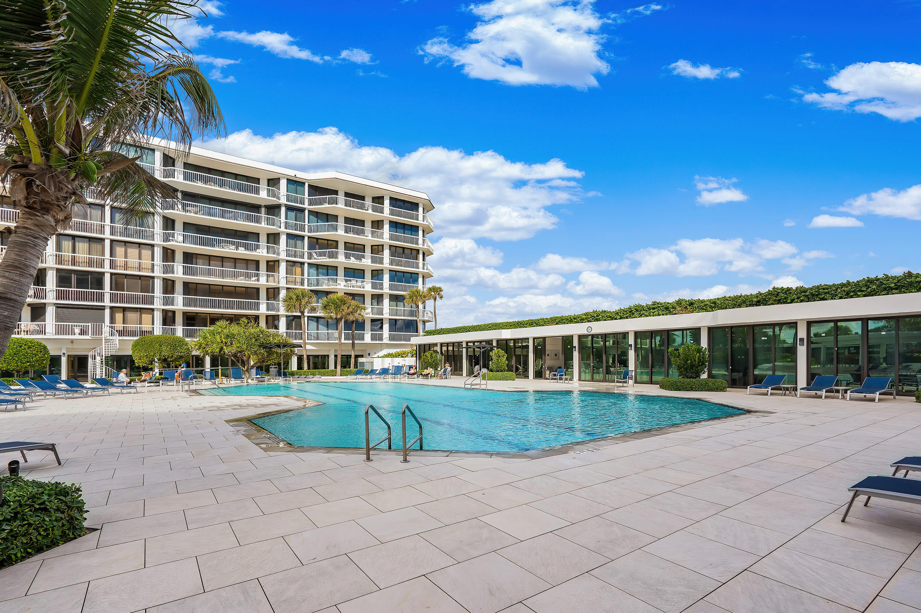 2100 S Ocean #204 N Palm Beach, FL 33480