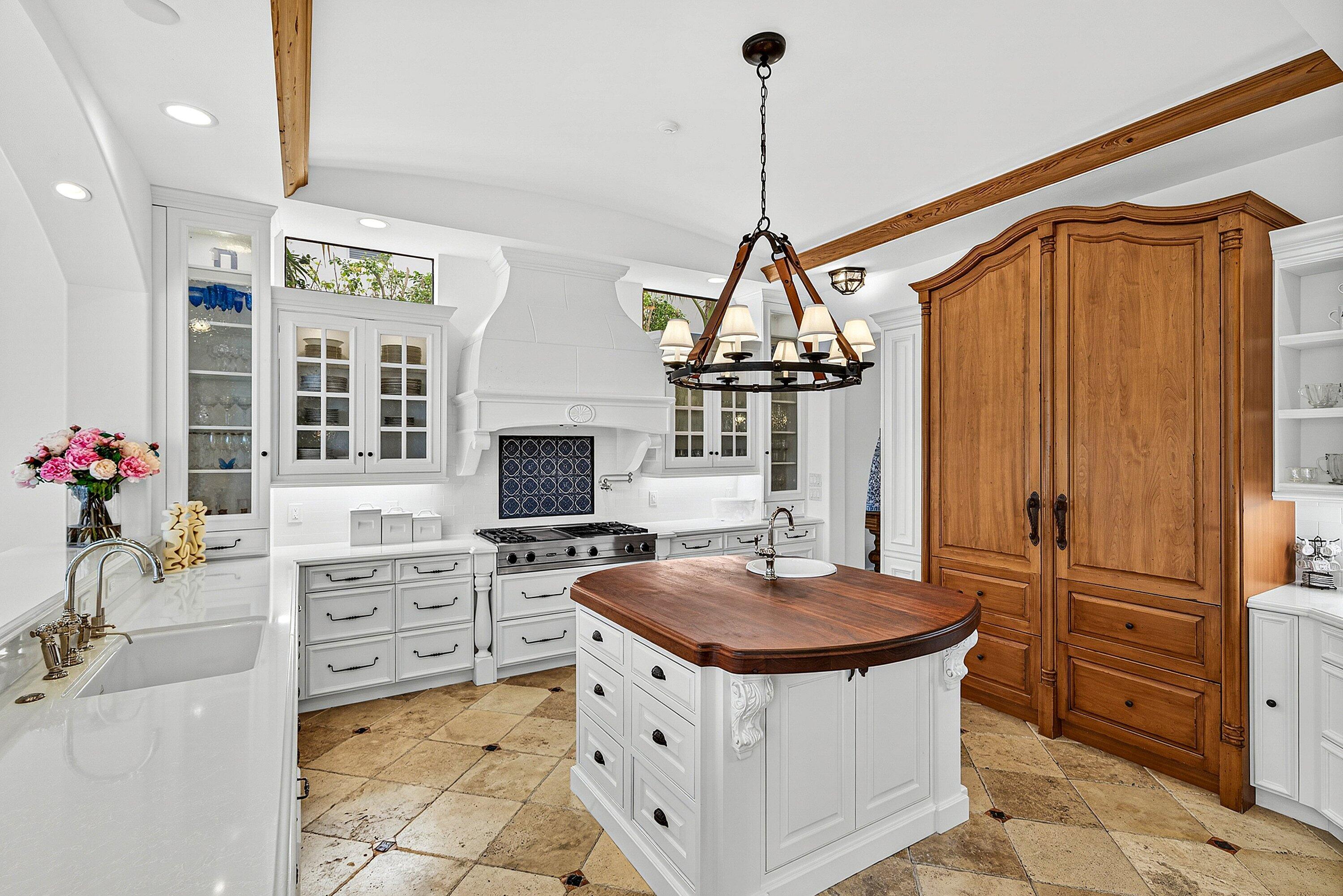 520 NE Waterway Boca Raton, FL 33432