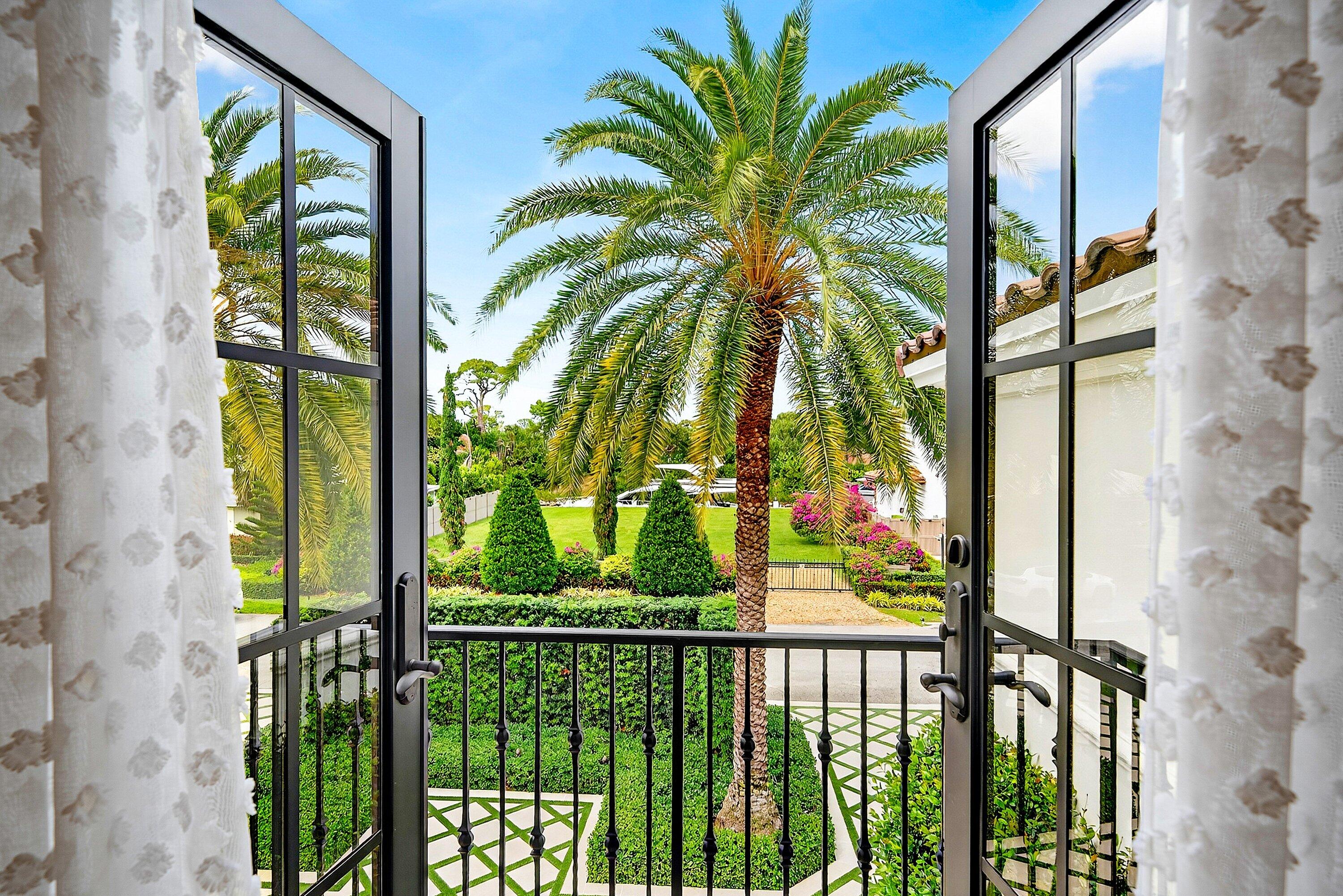 520 NE Waterway Boca Raton, FL 33432