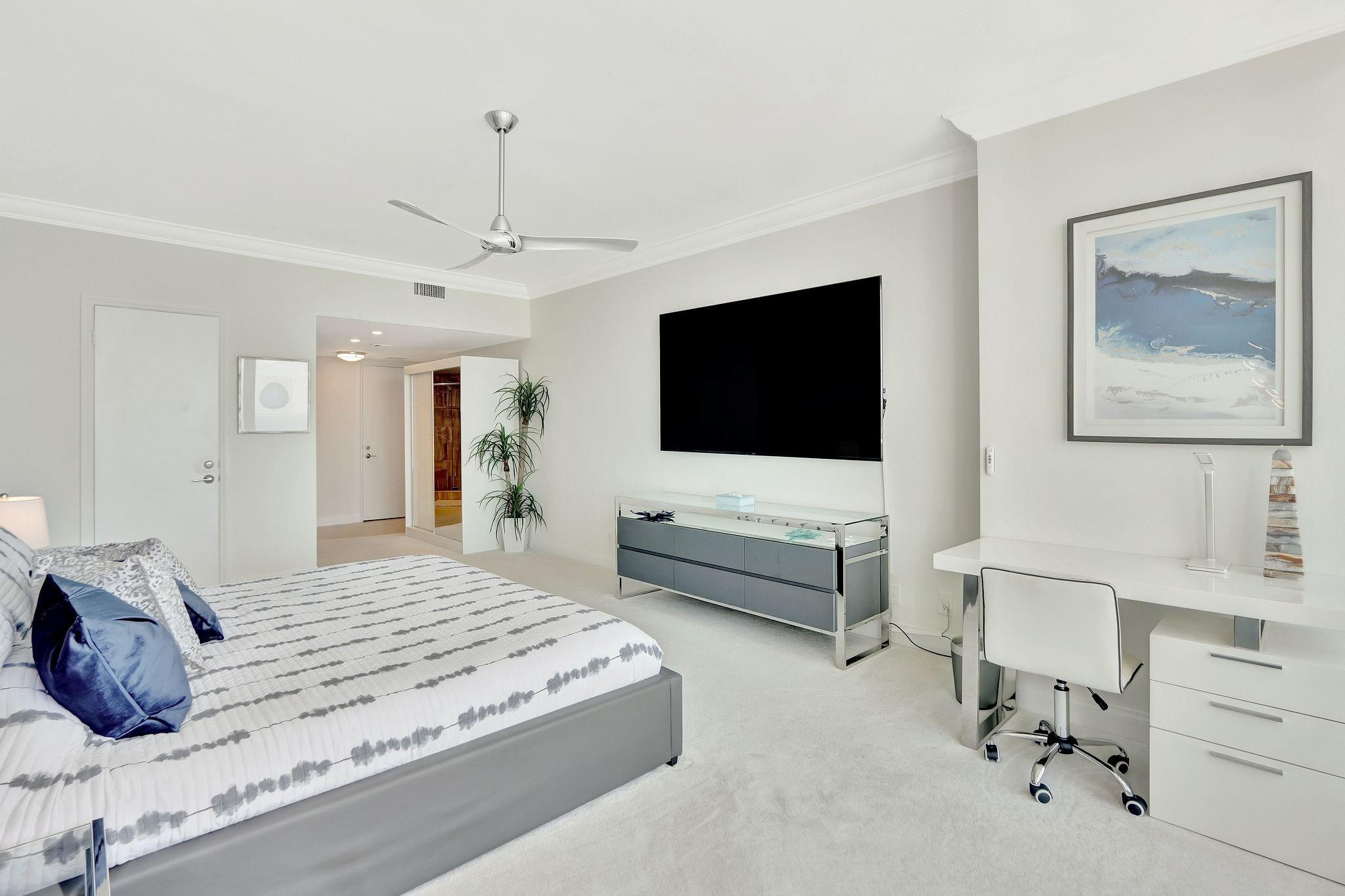 2100 S Ocean #2508 Fort Lauderdale, FL 33316