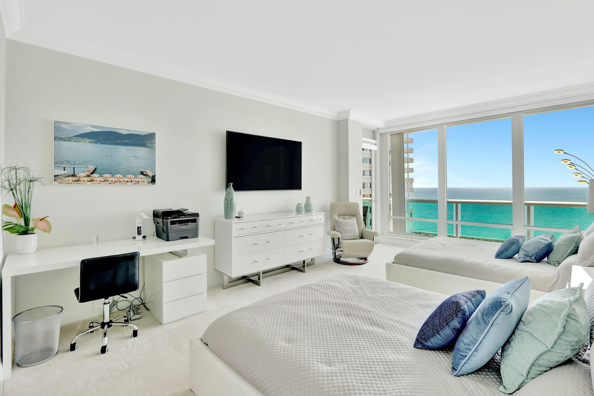2100 S Ocean #2508 Fort Lauderdale, FL 33316