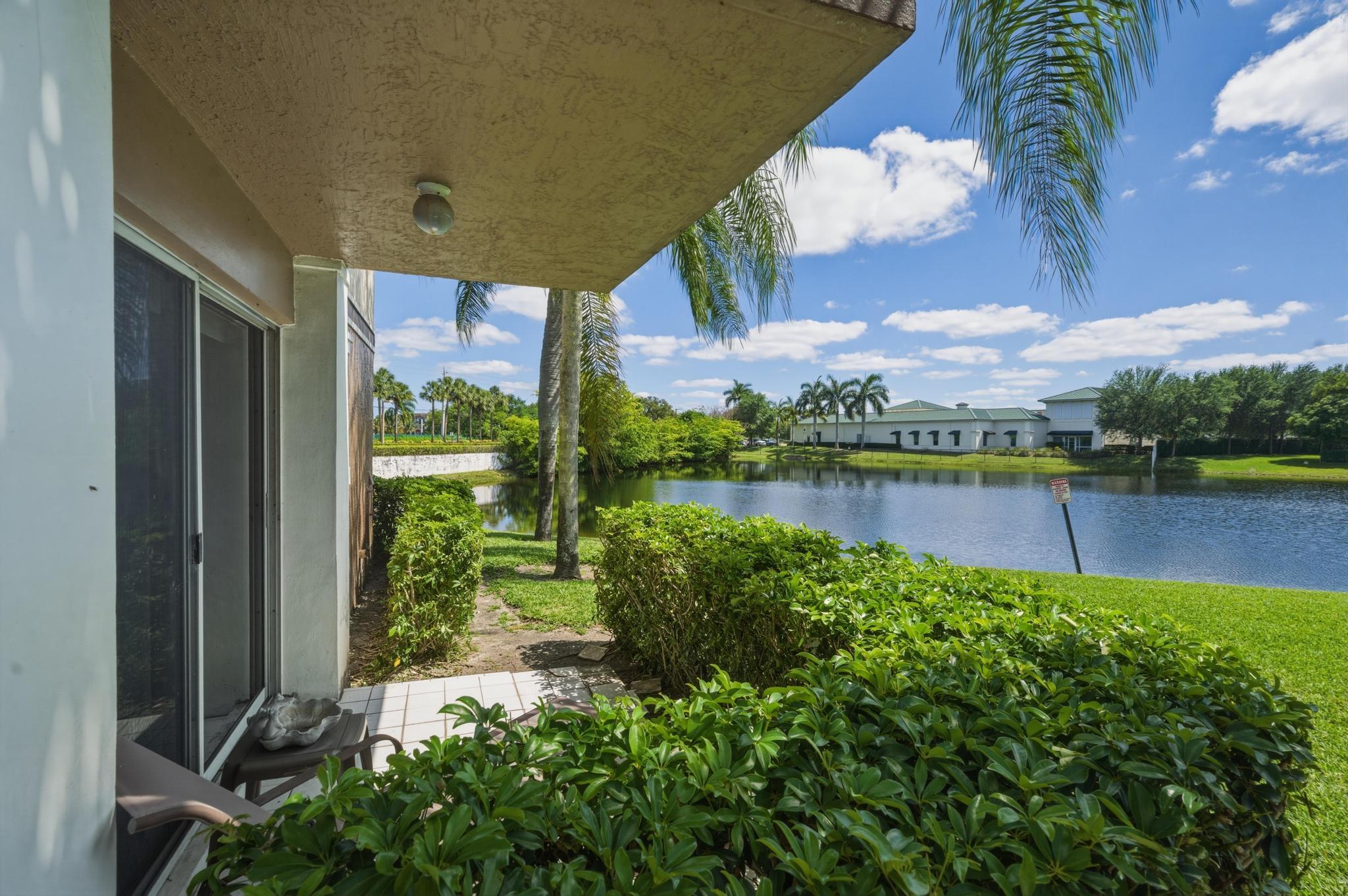11200 SW 13th #104