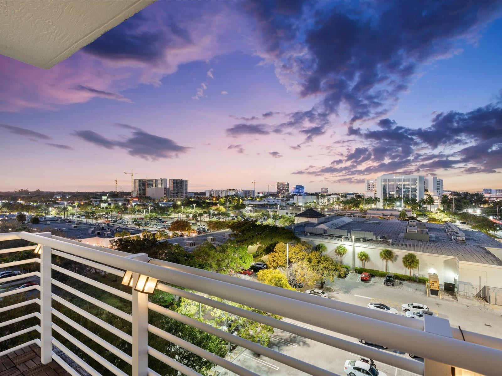 image The Venture at Aventura9