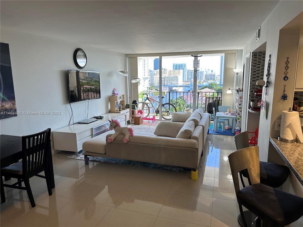 200 Leslie #1128 Hallandale Beach, FL 33009