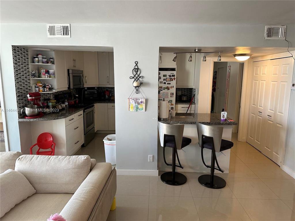 200 Leslie #1128 Hallandale Beach, FL 33009