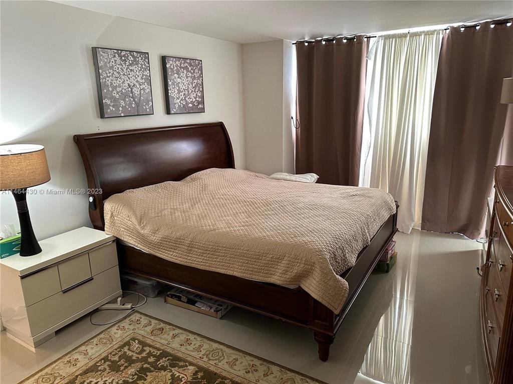200 Leslie #1128 Hallandale Beach, FL 33009