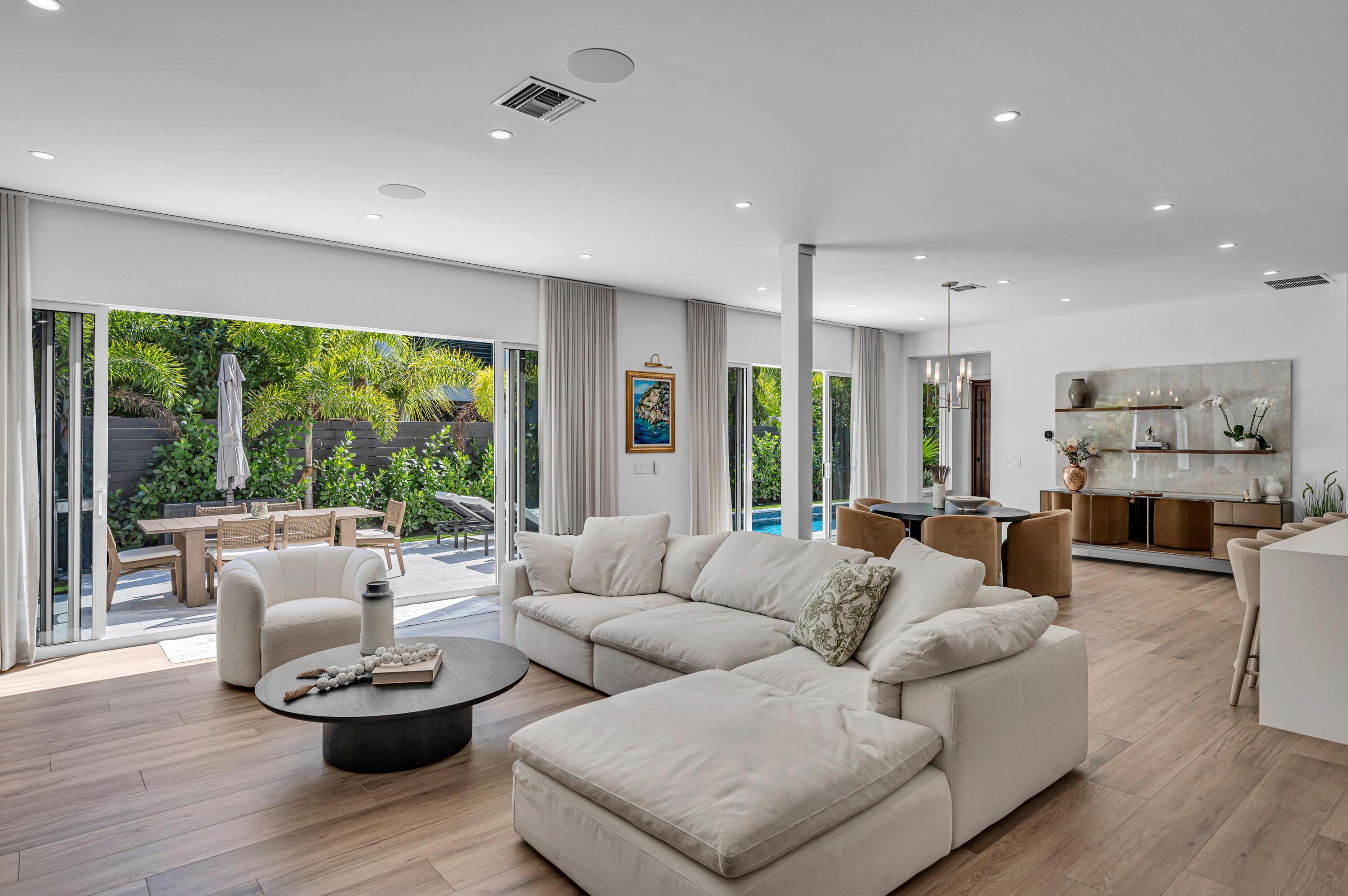 618 NE 15th Fort Lauderdale, FL 33304