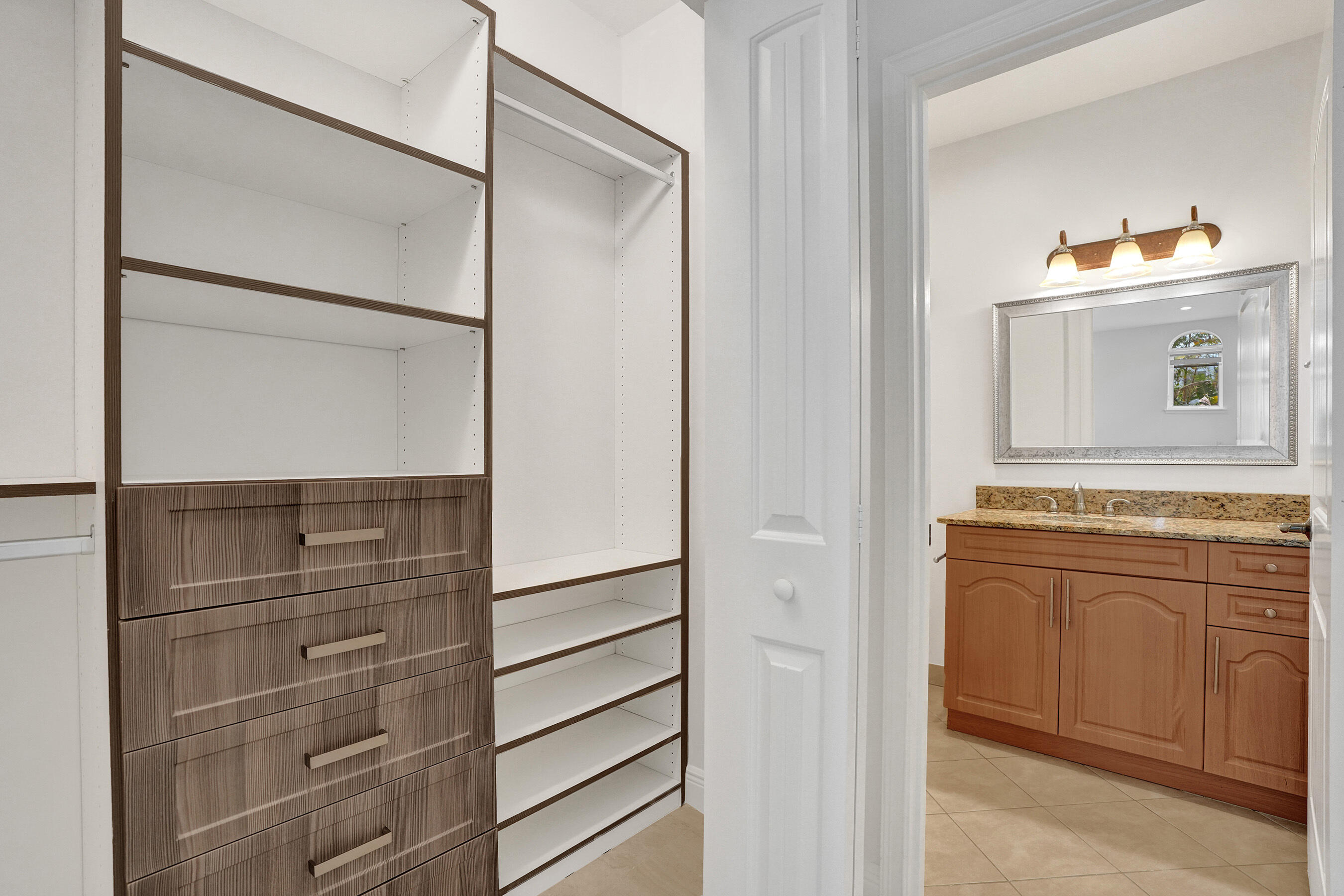 804 NE 7th Fort Lauderdale, FL 33304
