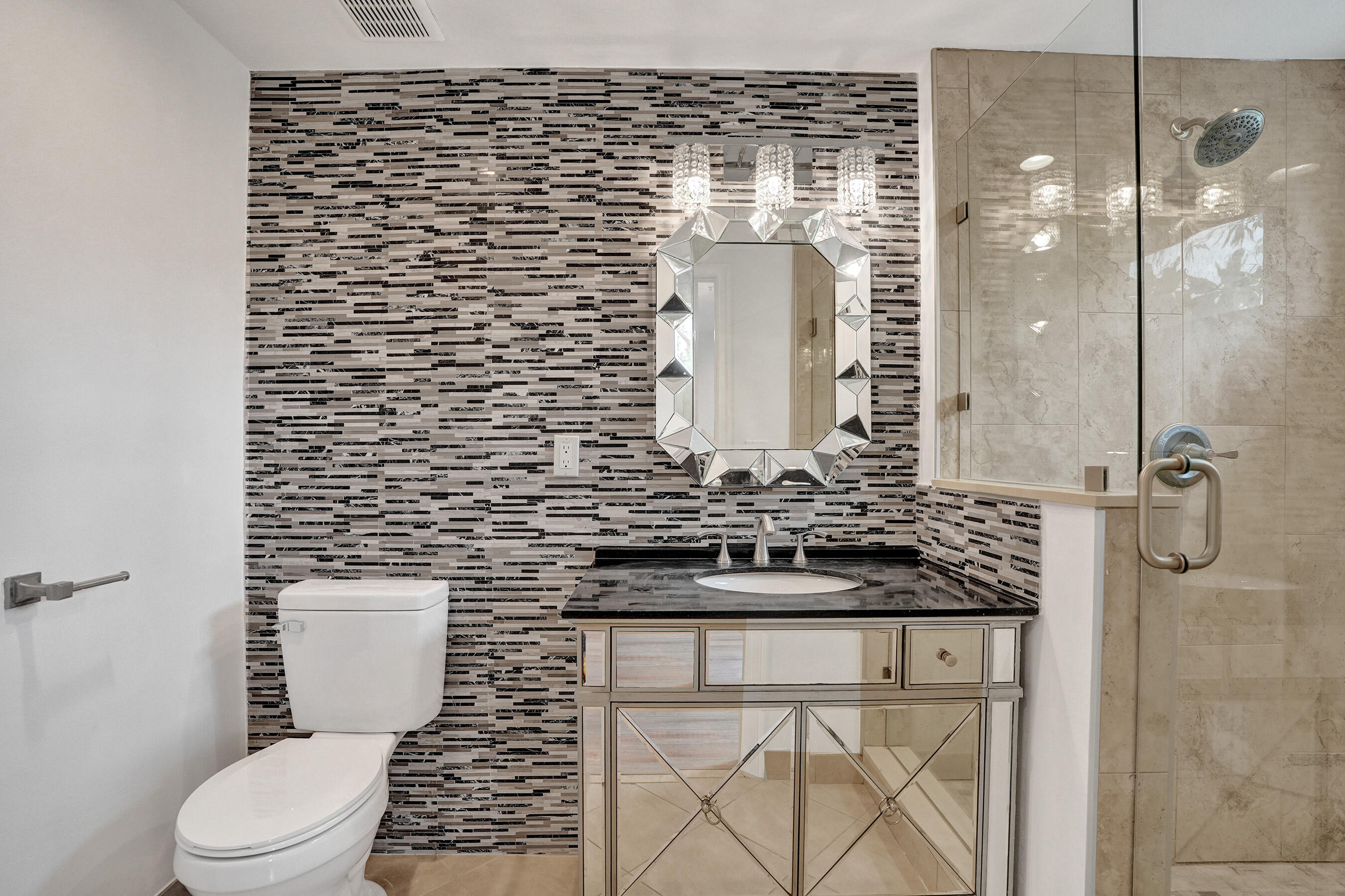 804 NE 7th Fort Lauderdale, FL 33304