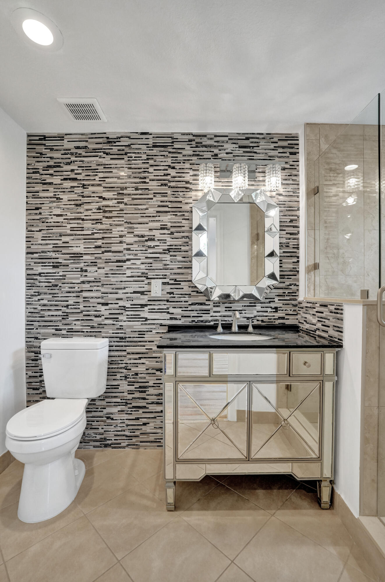 804 NE 7th Fort Lauderdale, FL 33304