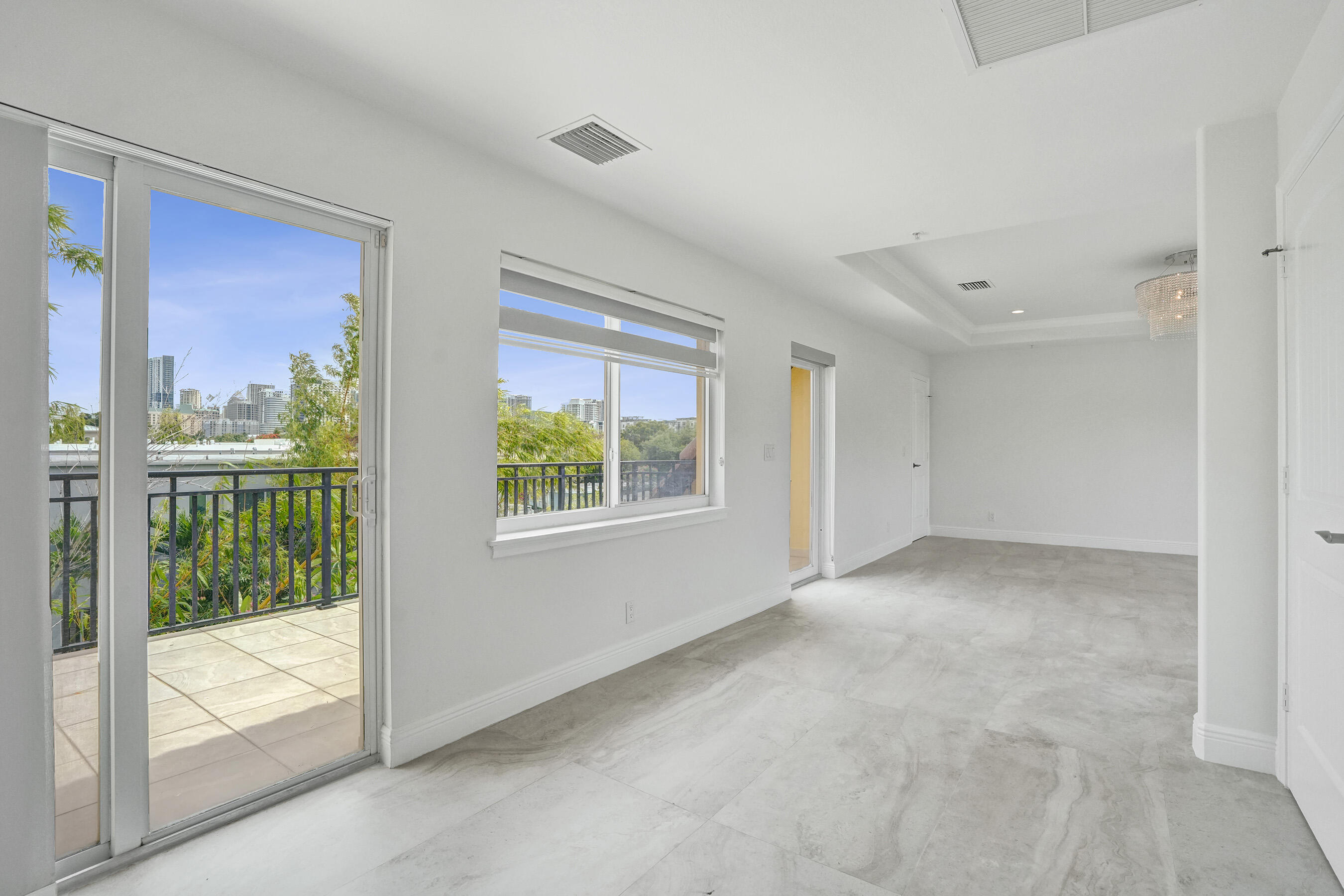 804 NE 7th Fort Lauderdale, FL 33304