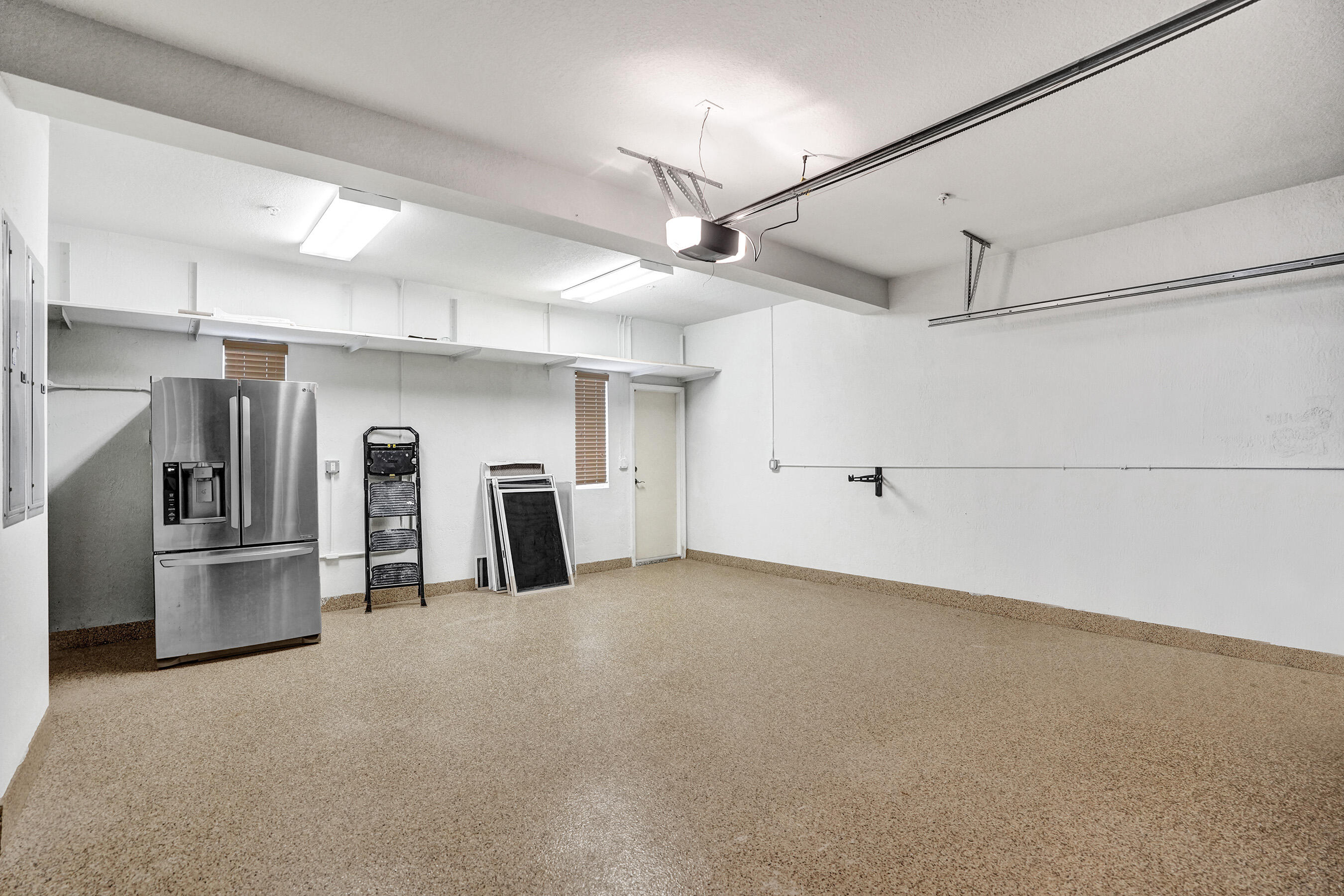804 NE 7th Fort Lauderdale, FL 33304