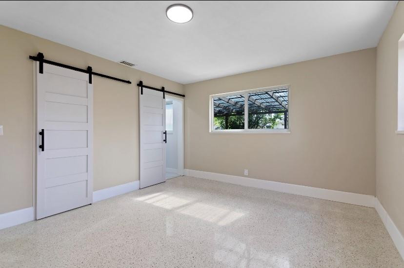 570 SE 2nd Pompano Beach, FL 33060