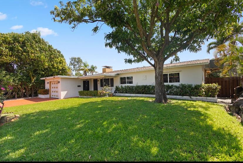 570 SE 2nd Pompano Beach, FL 33060