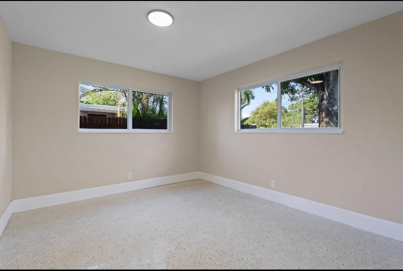 570 SE 2nd Pompano Beach, FL 33060
