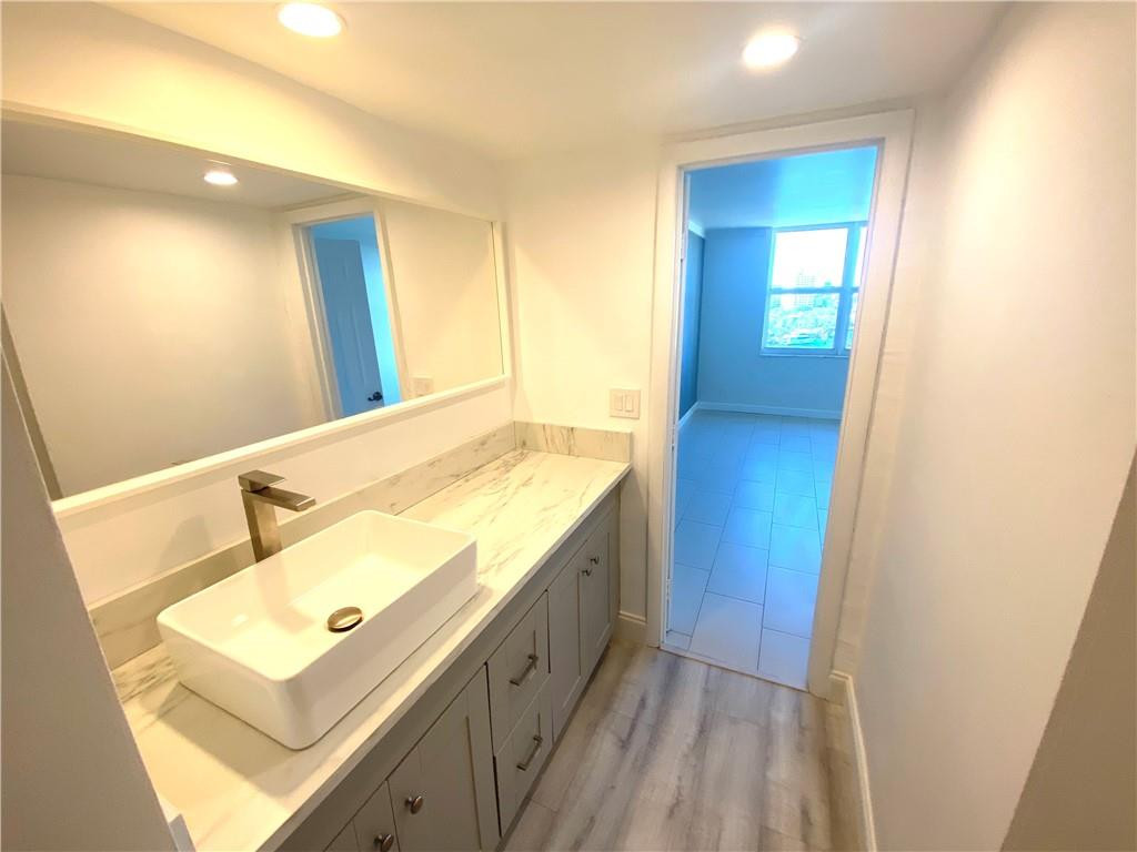 1 Las Olas #905 Fort Lauderdale, FL 33316