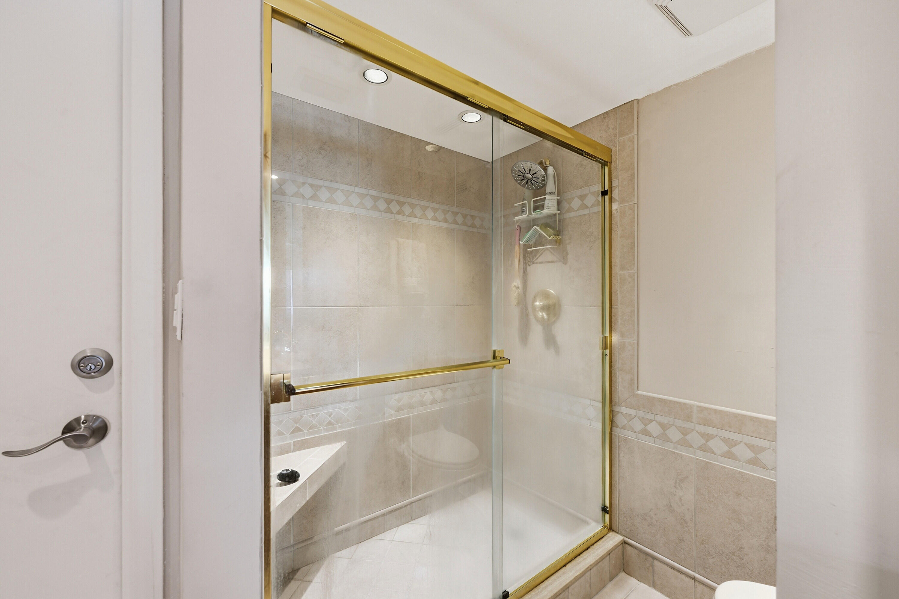 1839 Middle Riv #302 Fort Lauderdale, FL 33305
