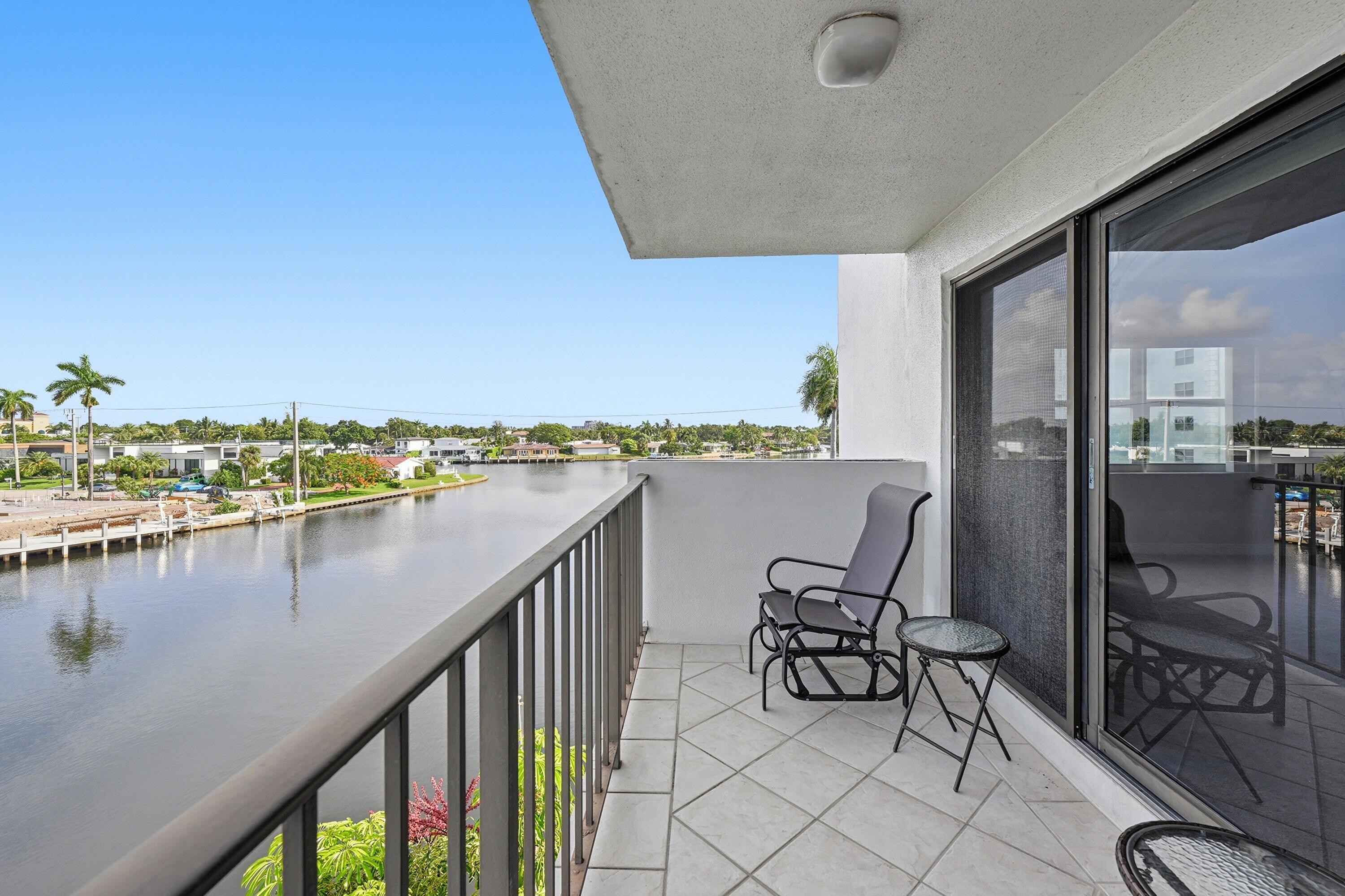 1839 Middle Riv #302 Fort Lauderdale, FL 33305