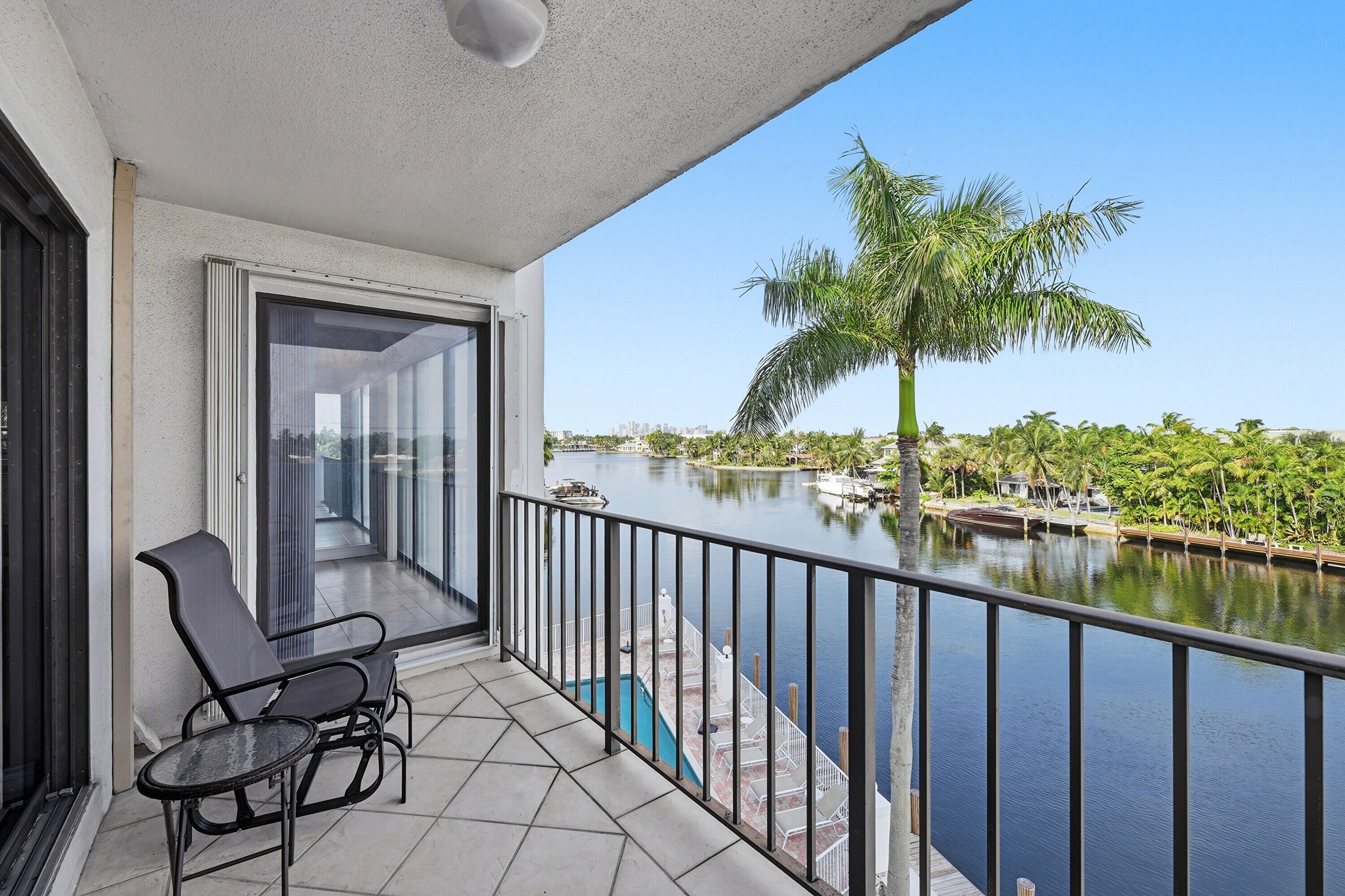 1839 Middle Riv #302 Fort Lauderdale, FL 33305