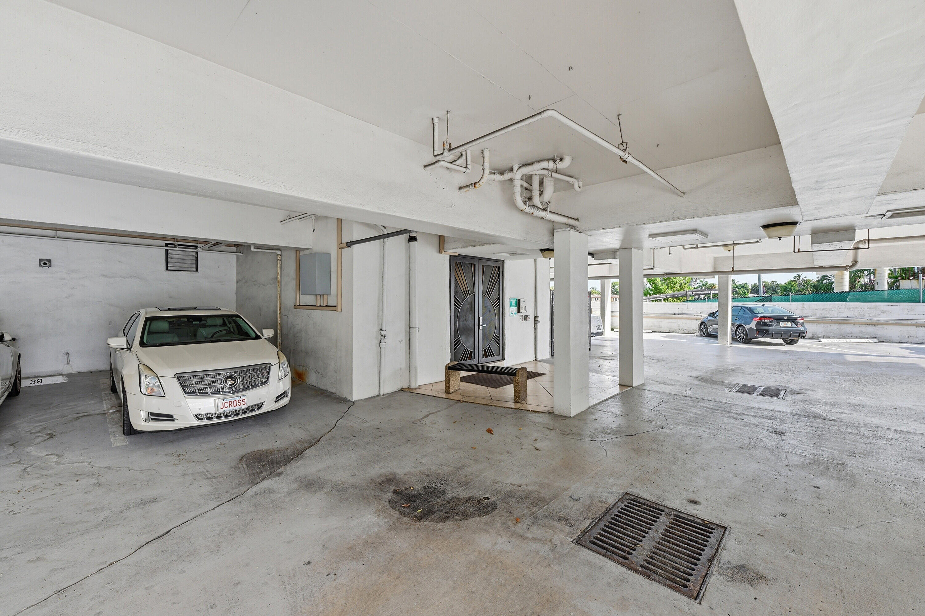 1839 Middle Riv #302 Fort Lauderdale, FL 33305