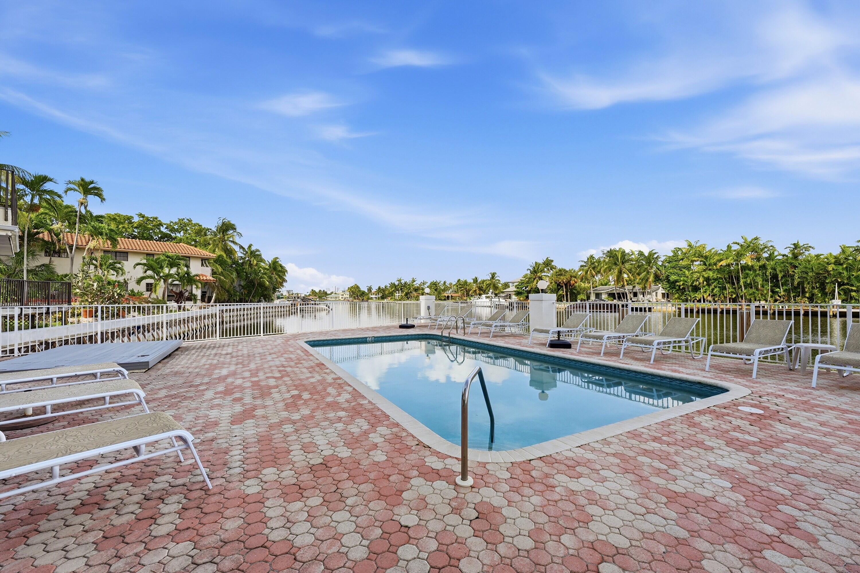 1839 Middle Riv #302 Fort Lauderdale, FL 33305