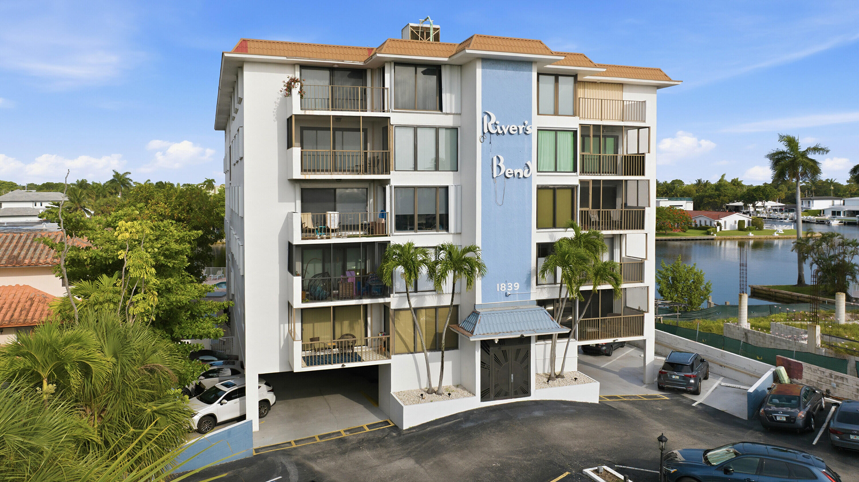1839 Middle Riv #302 Fort Lauderdale, FL 33305