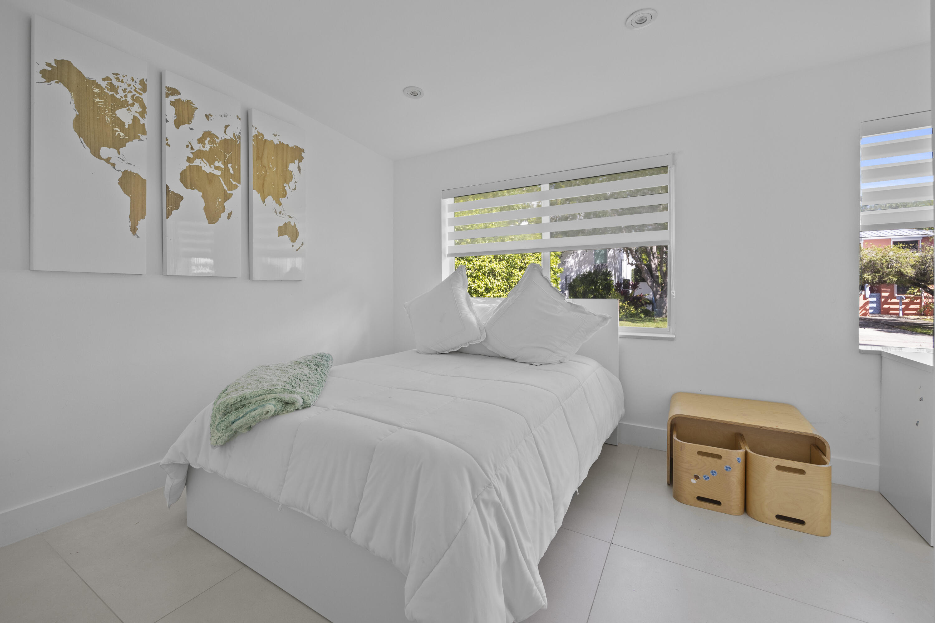 630 Allendale Key Biscayne, FL 33149