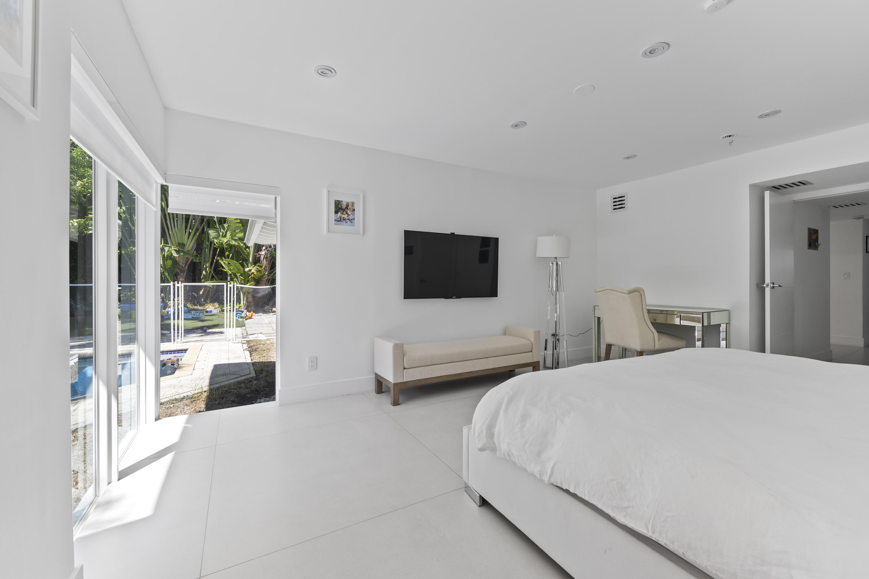 630 Allendale Key Biscayne, FL 33149