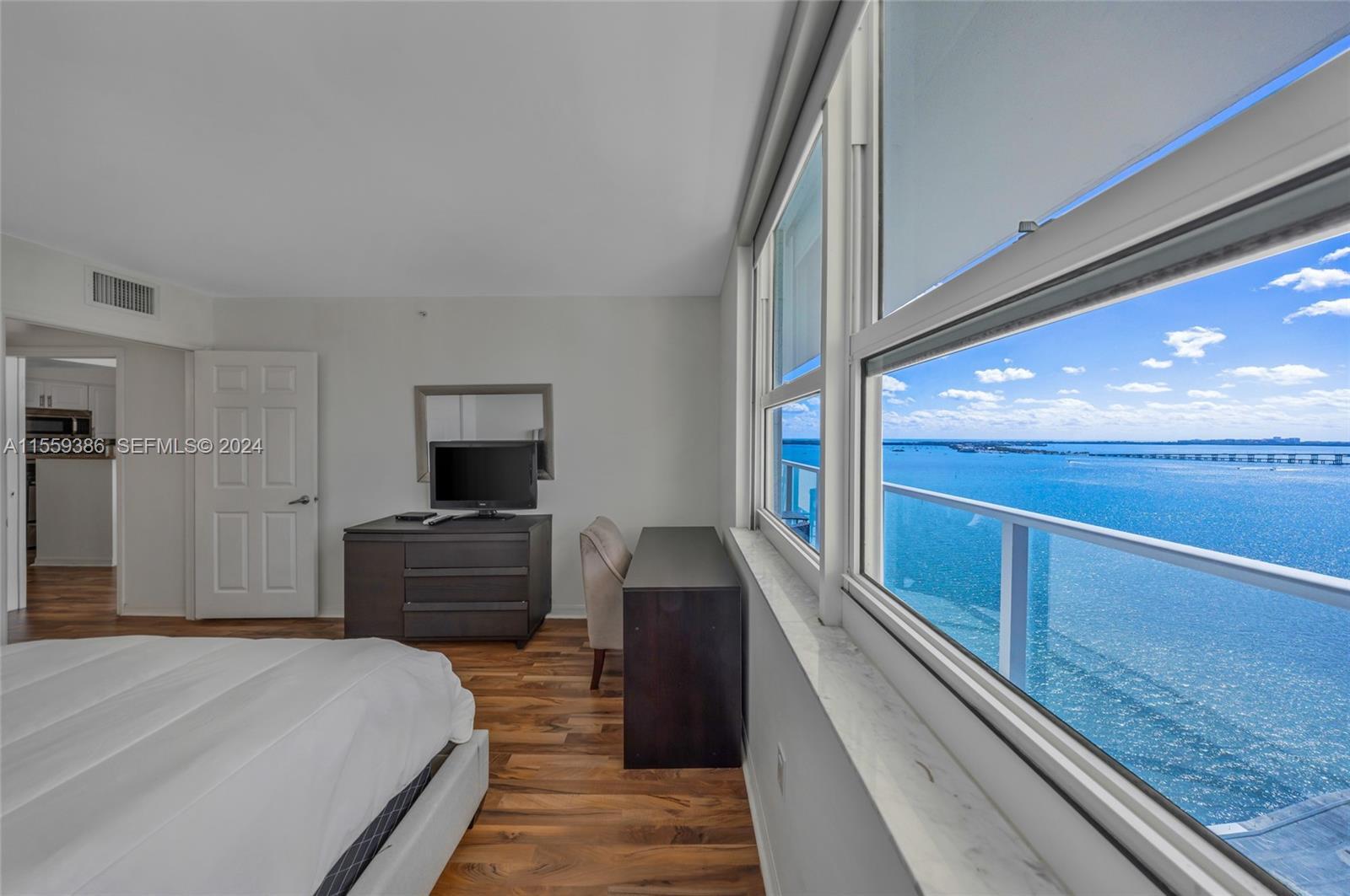 image The Mark on Brickell14