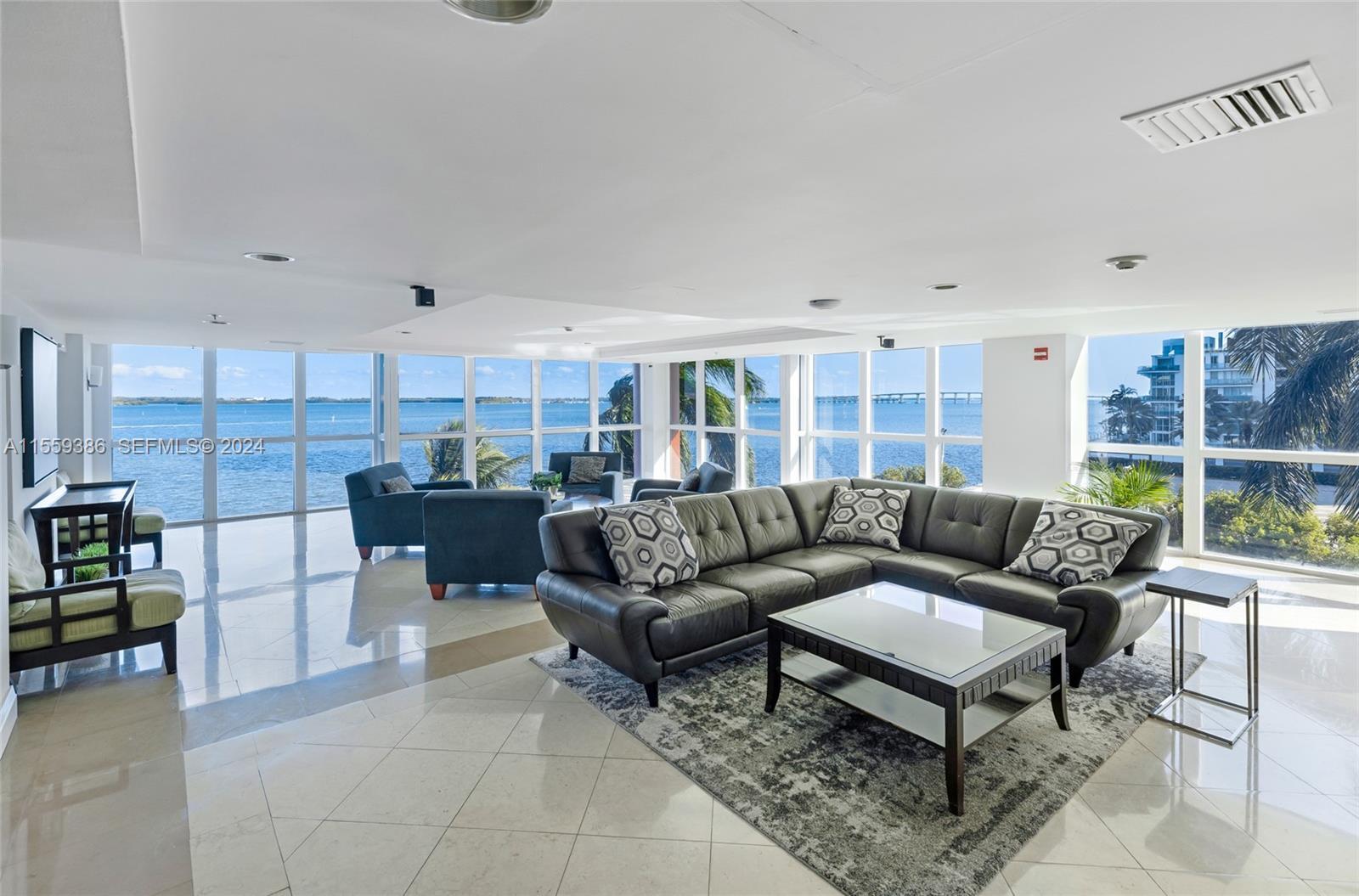 image The Mark on Brickell30