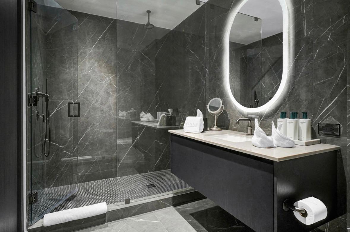 image E11EVEN Hotel & Residences17