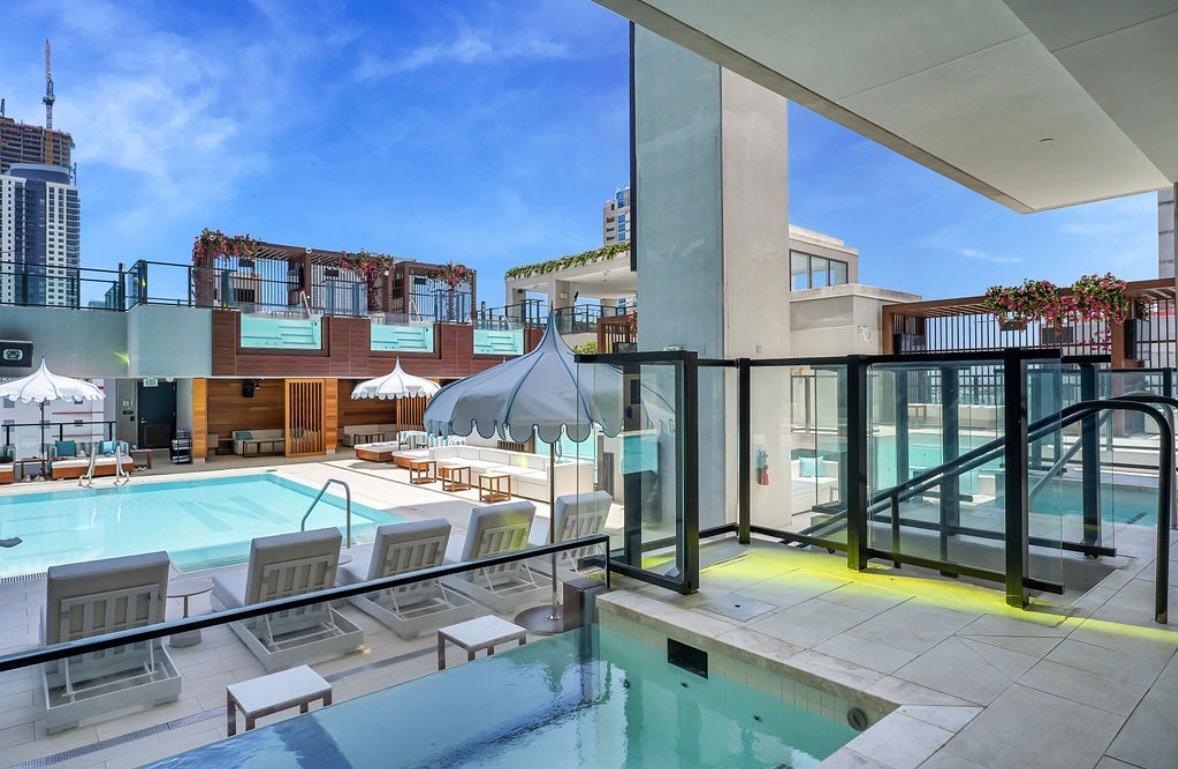image E11EVEN Hotel & Residences35