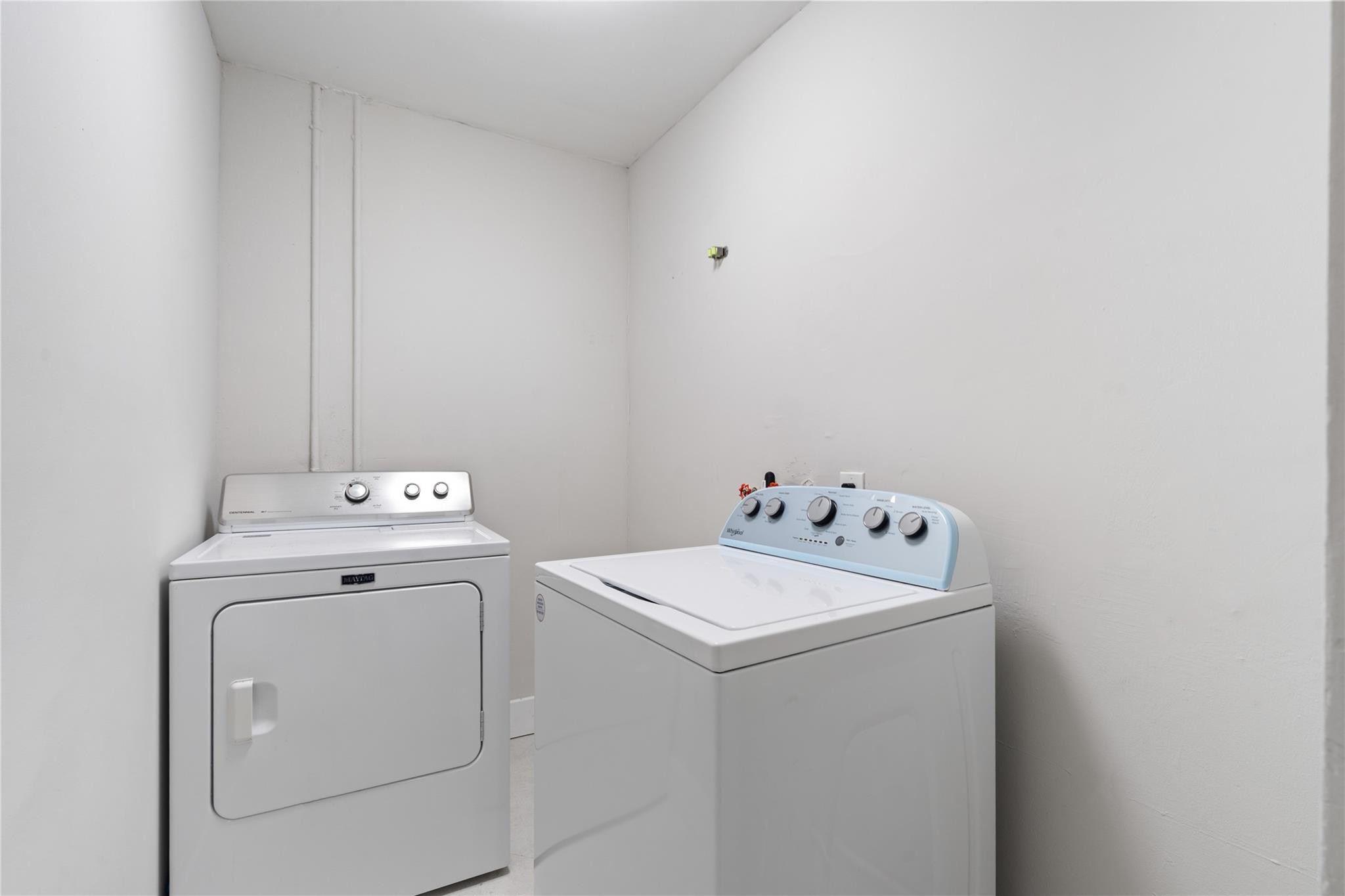 2280 NE 62nd Fort Lauderdale, FL 33308