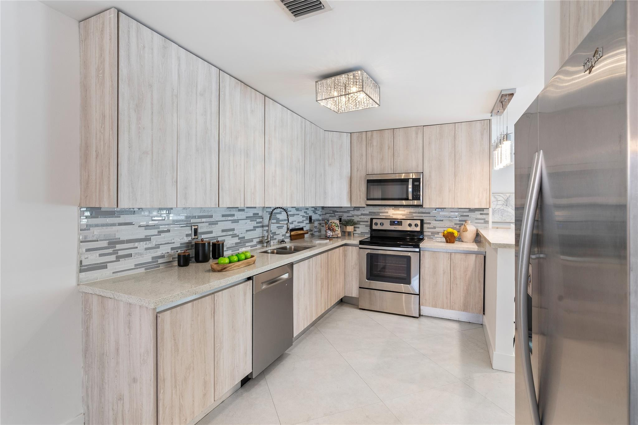2280 NE 62nd Fort Lauderdale, FL 33308