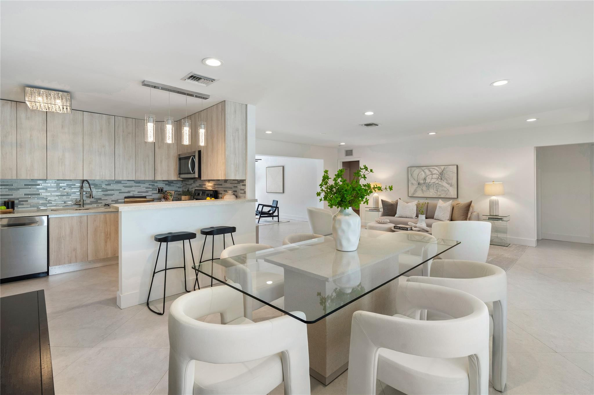 2280 NE 62nd Fort Lauderdale, FL 33308