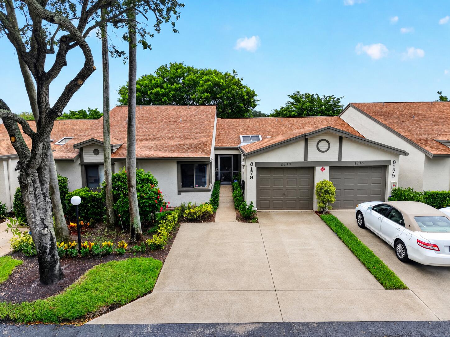 8179 Whispering Palm Dr