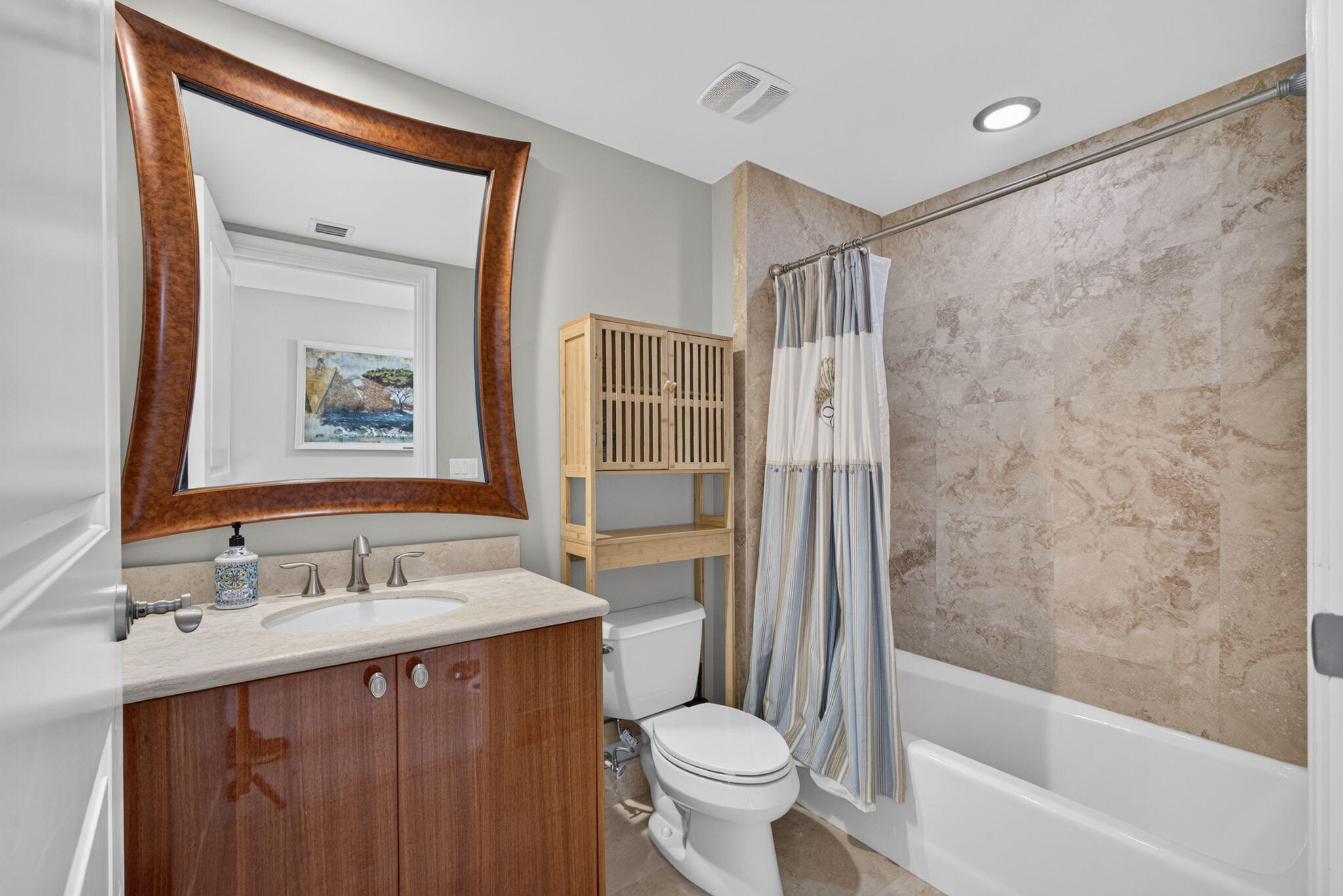 2700 N Ocean Dr #905B Riviera Beach, FL 33404