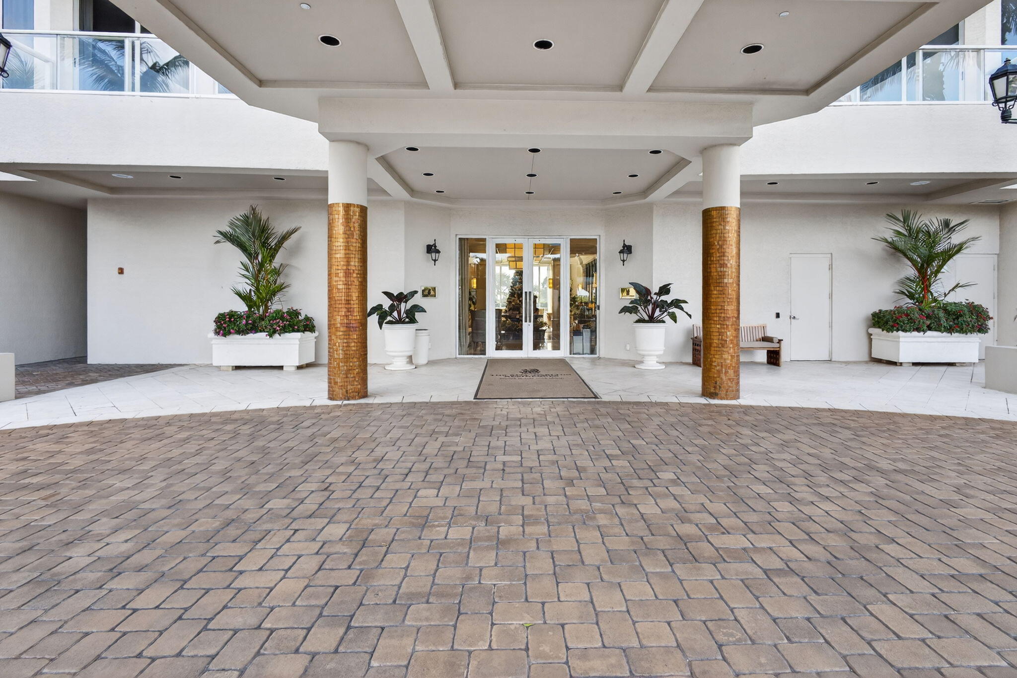 2700 N Ocean Dr #905B Riviera Beach, FL 33404