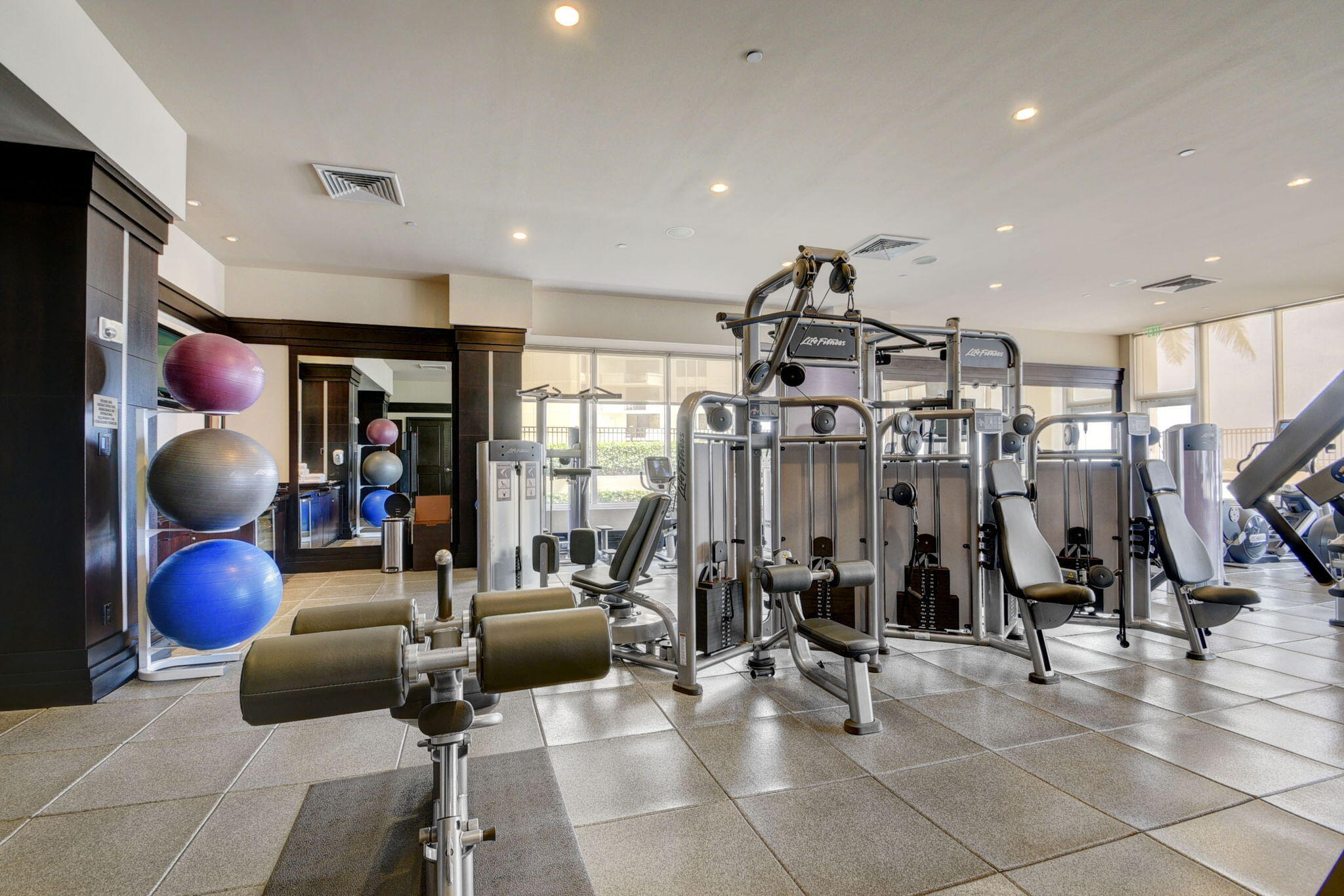 2700 N Ocean Dr #905B Riviera Beach, FL 33404
