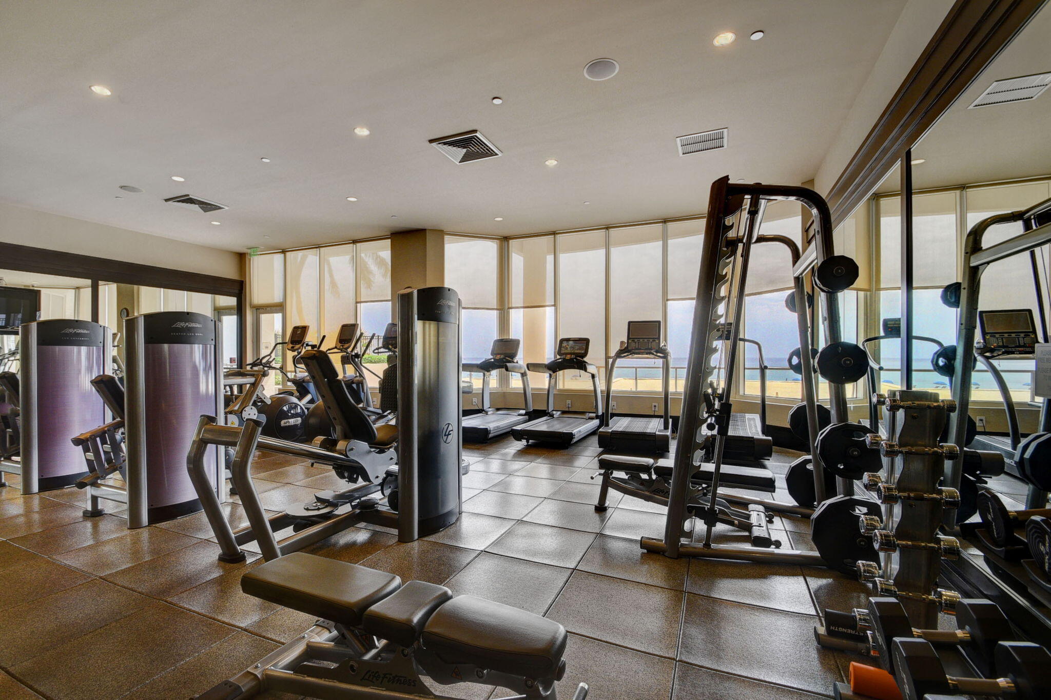 2700 N Ocean Dr #905B Riviera Beach, FL 33404