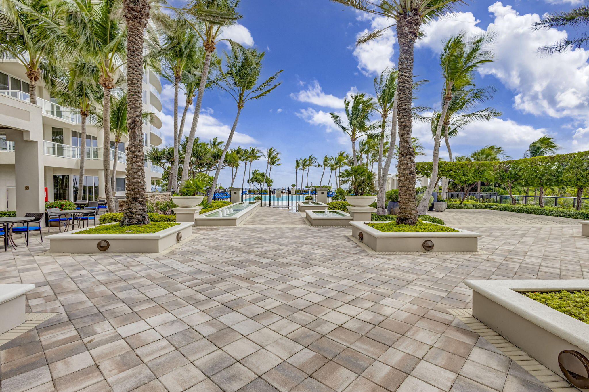 2700 N Ocean Dr #905B Riviera Beach, FL 33404