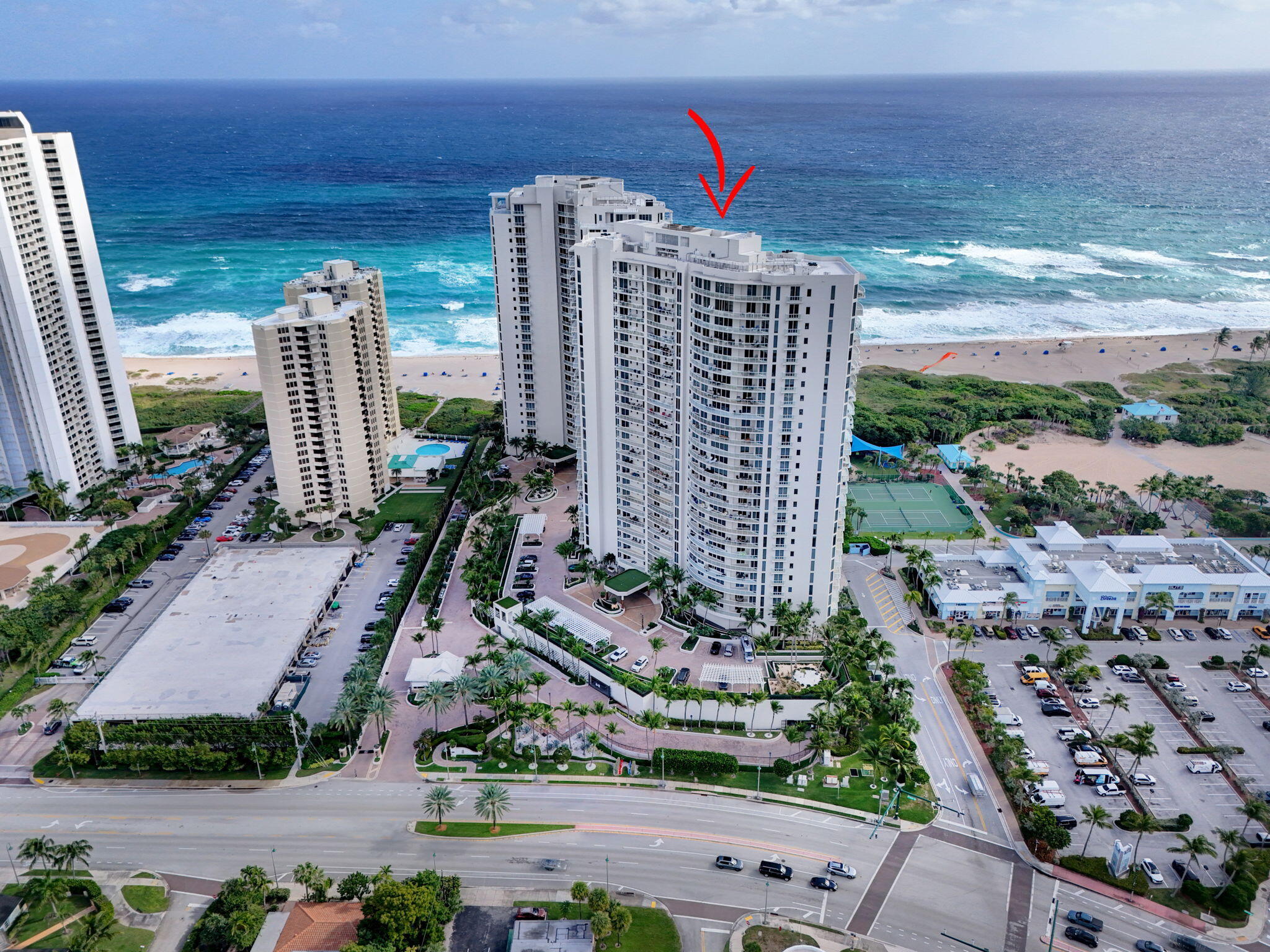 2700 N Ocean Dr #905B Riviera Beach, FL 33404